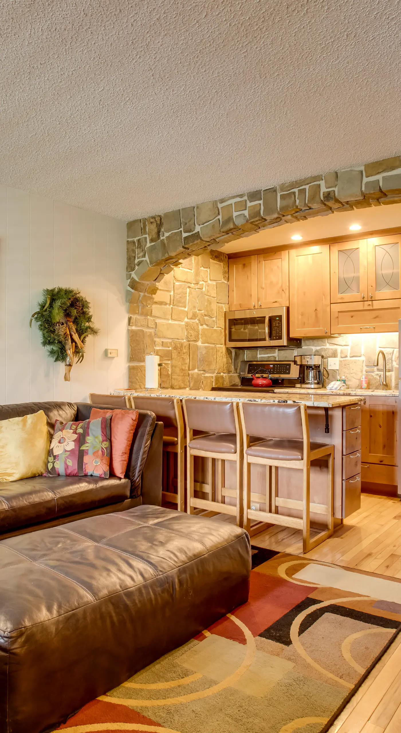 Pool & 3 Hot Tubs: Winter Park Condo on Bus Line