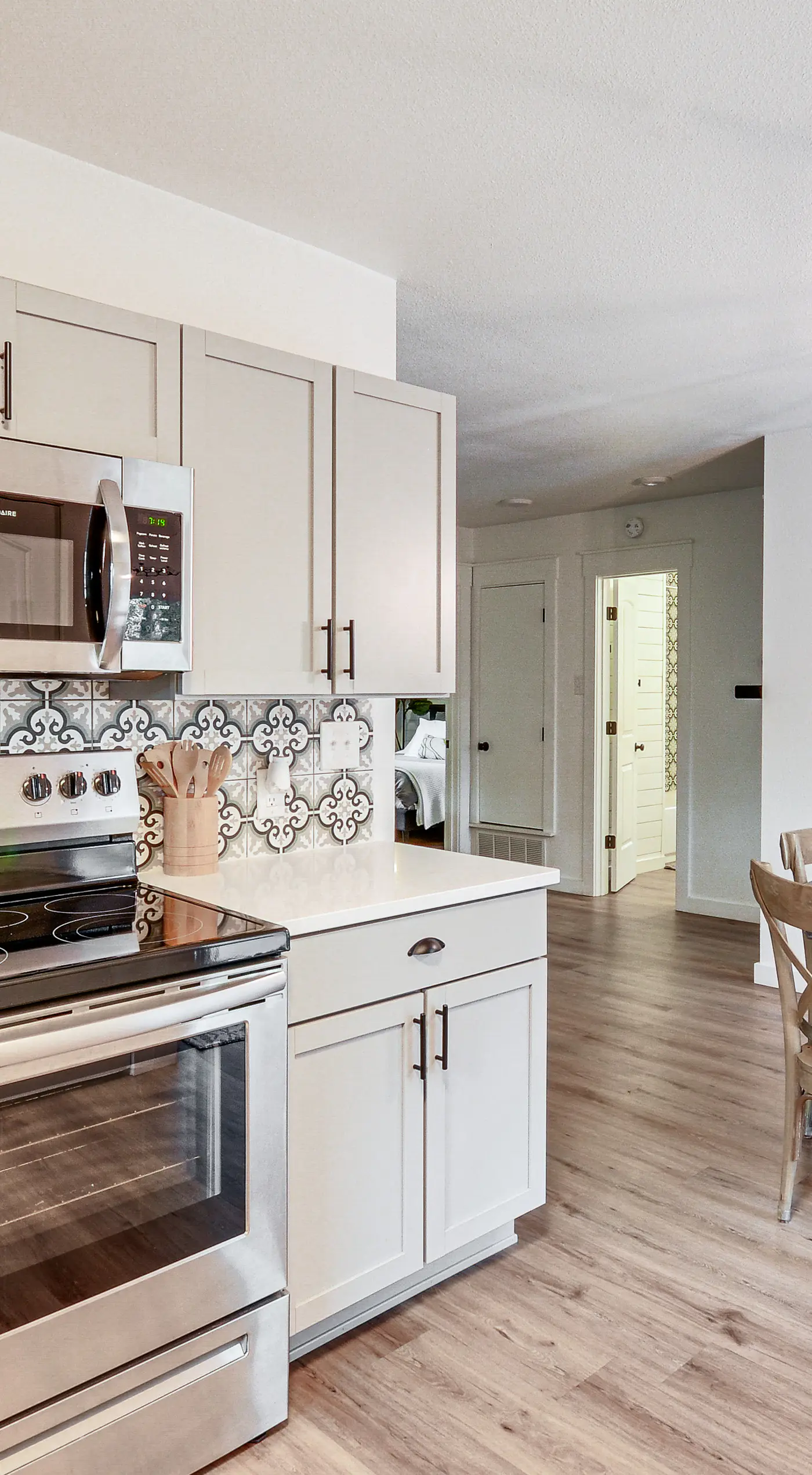 Chic Home ~ 2 Mi to TTU w/ Grill & Yard in Lubbock