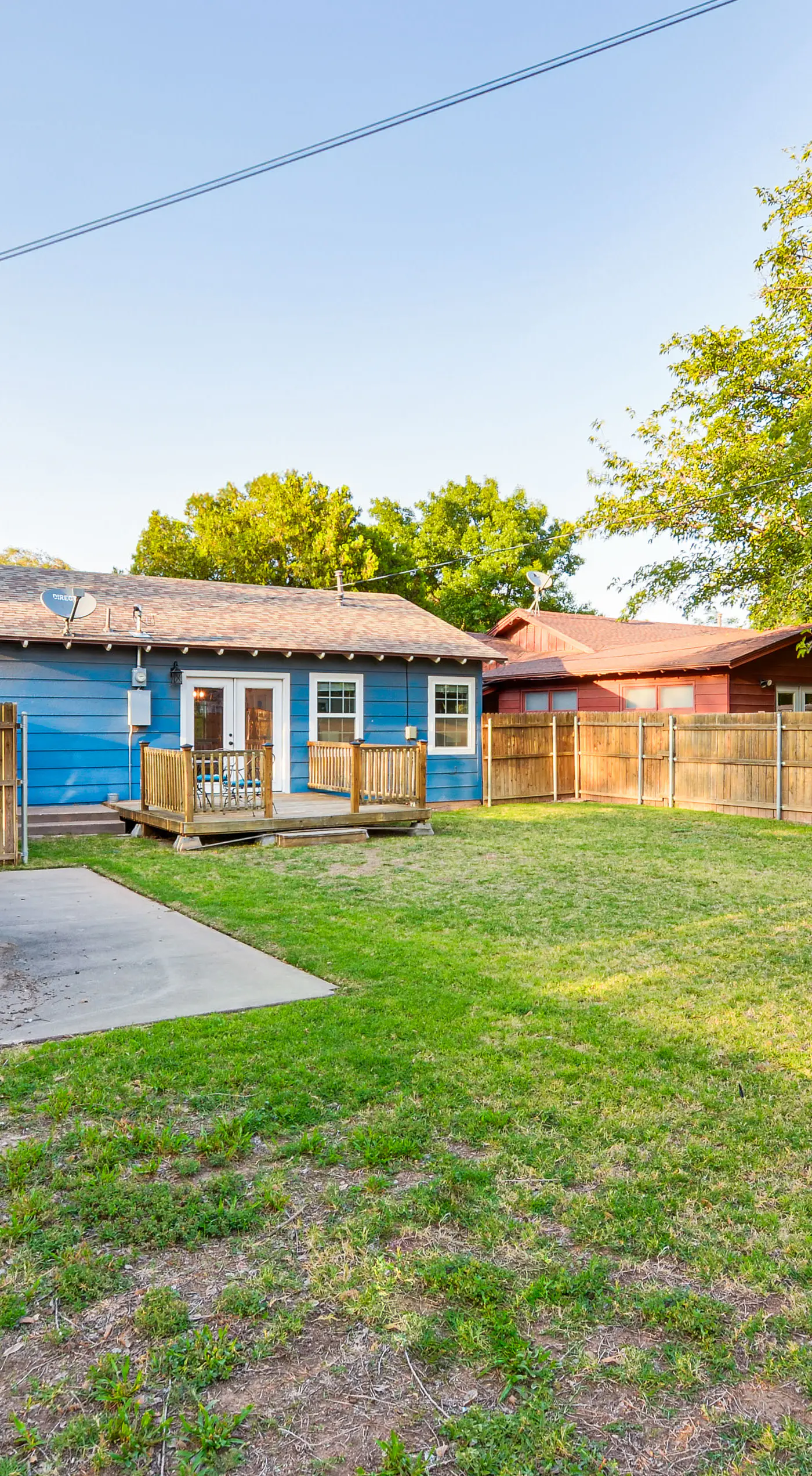 Chic Home ~ 2 Mi to TTU w/ Grill & Yard in Lubbock