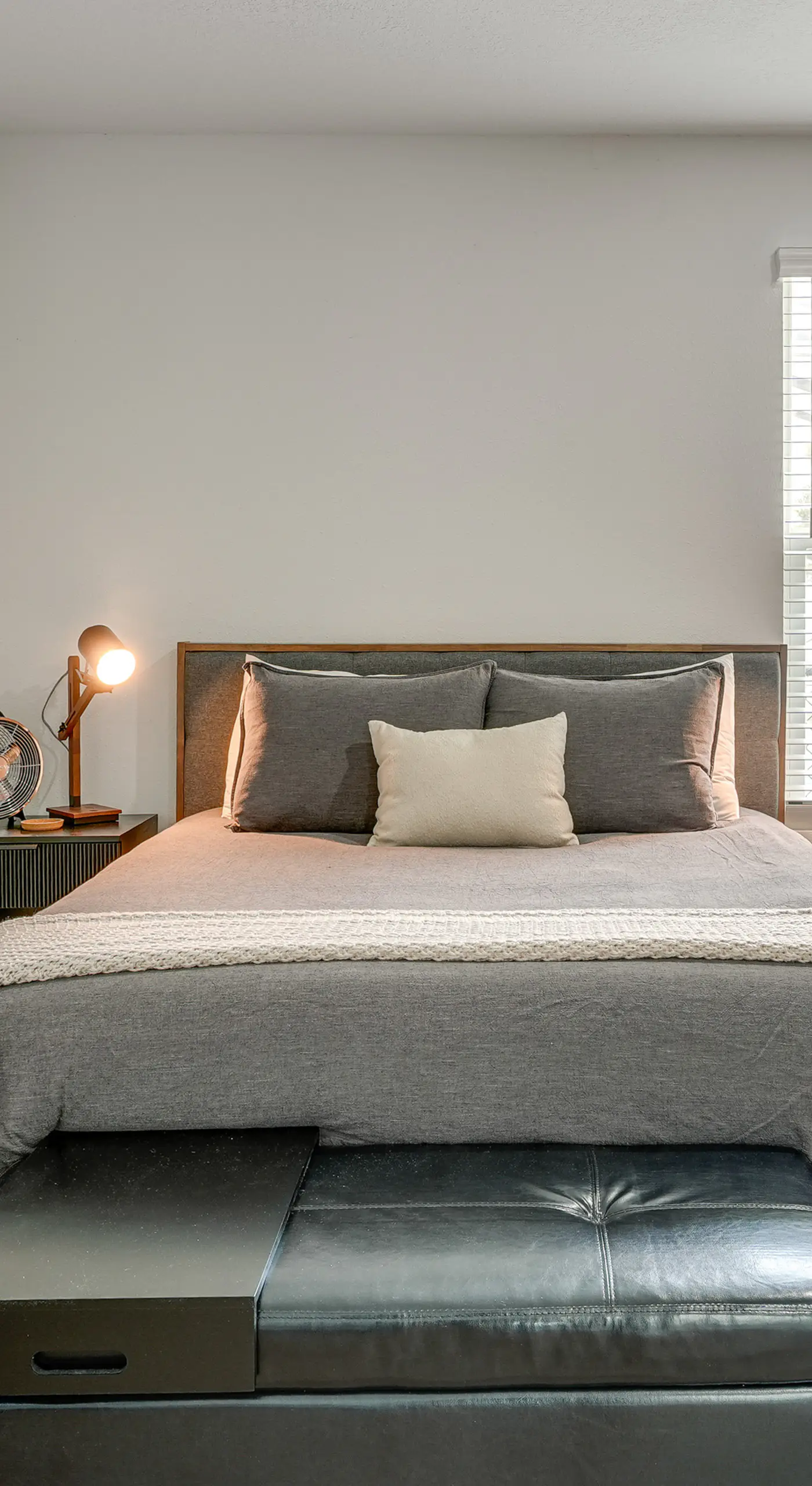 WFH Friendly! Stylish Lakeland Studio