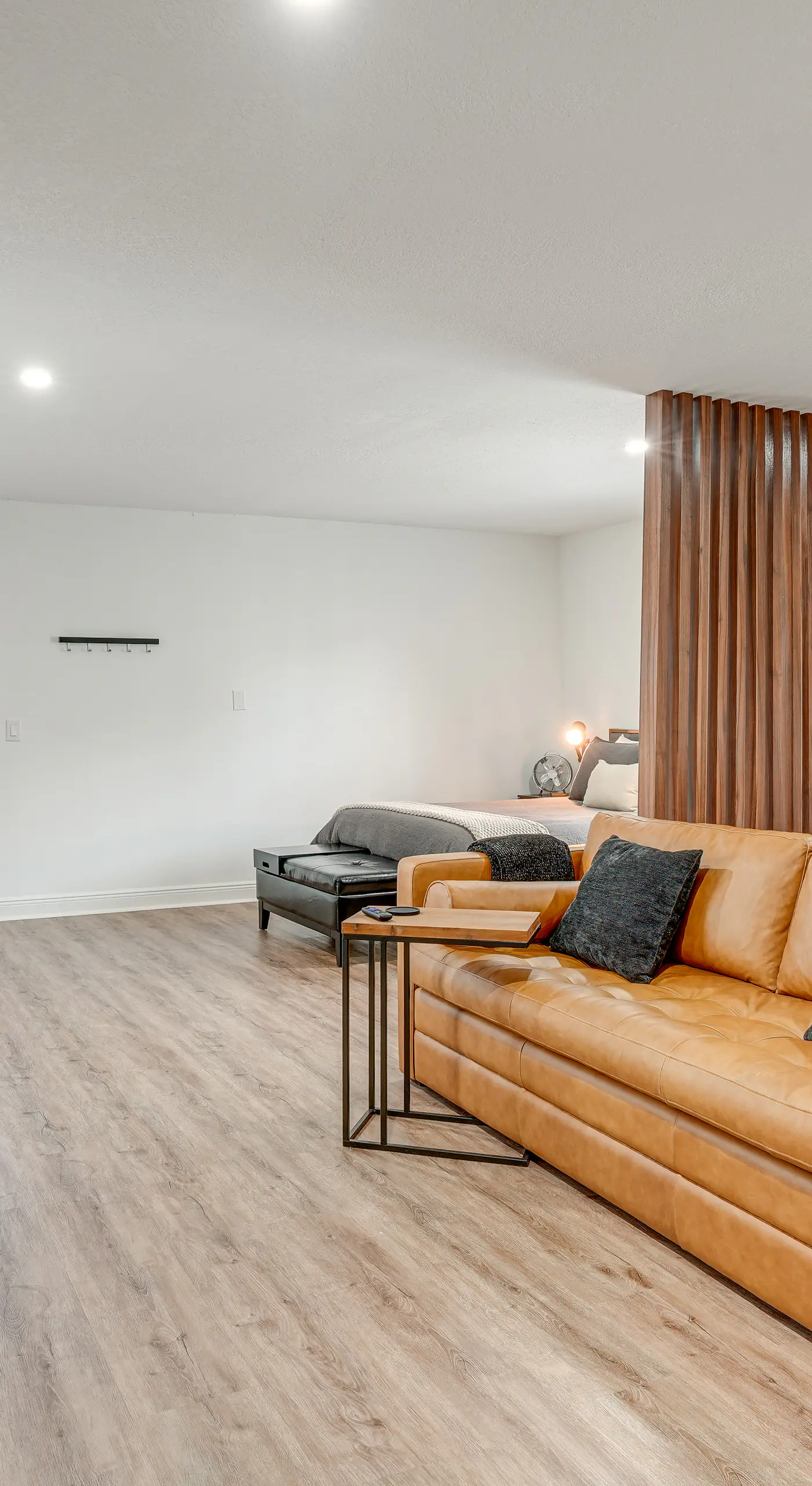 WFH Friendly! Stylish Lakeland Studio