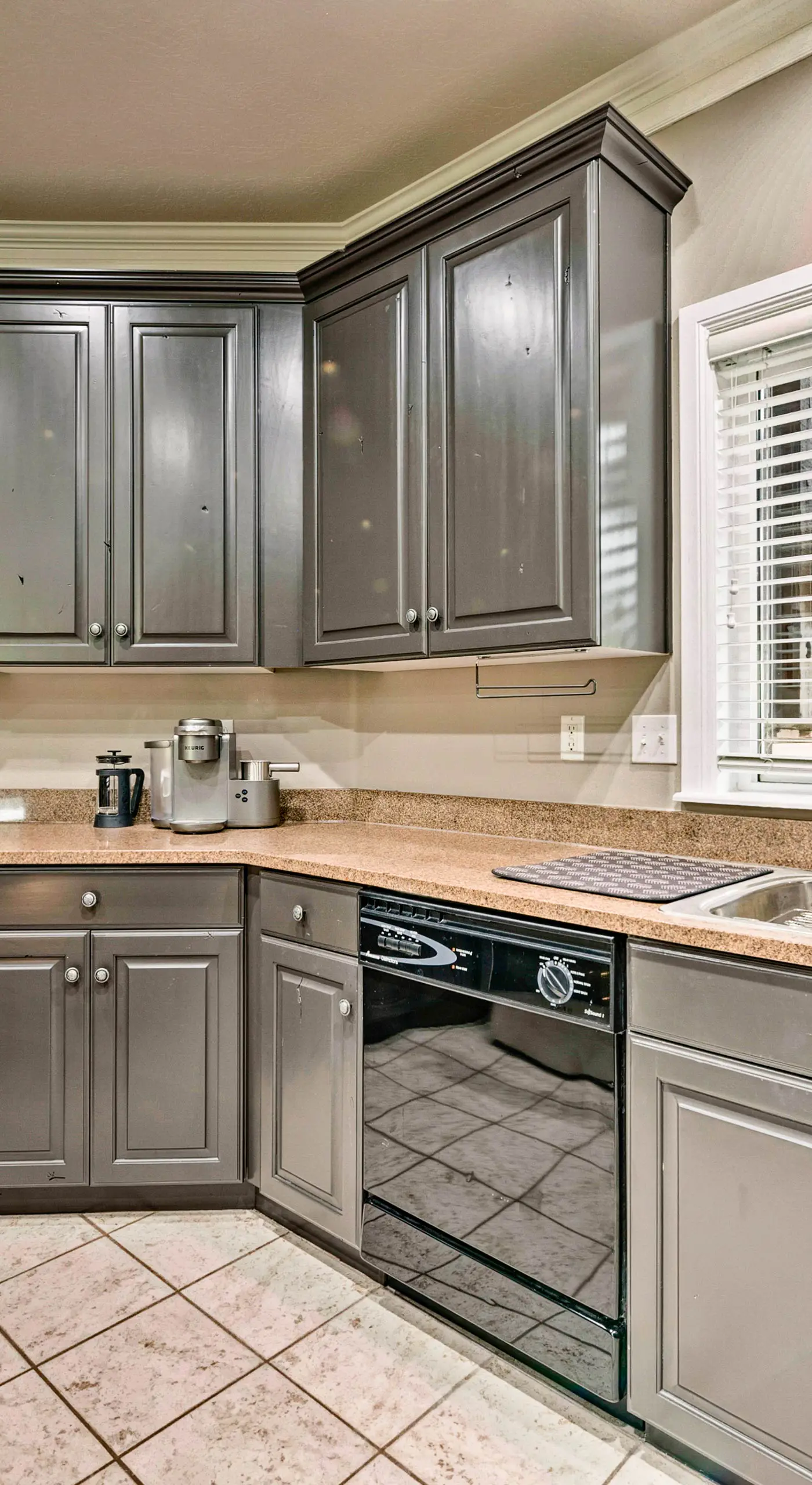 Renovated Condo 8 Miles to Snowbasin Ski Resort!