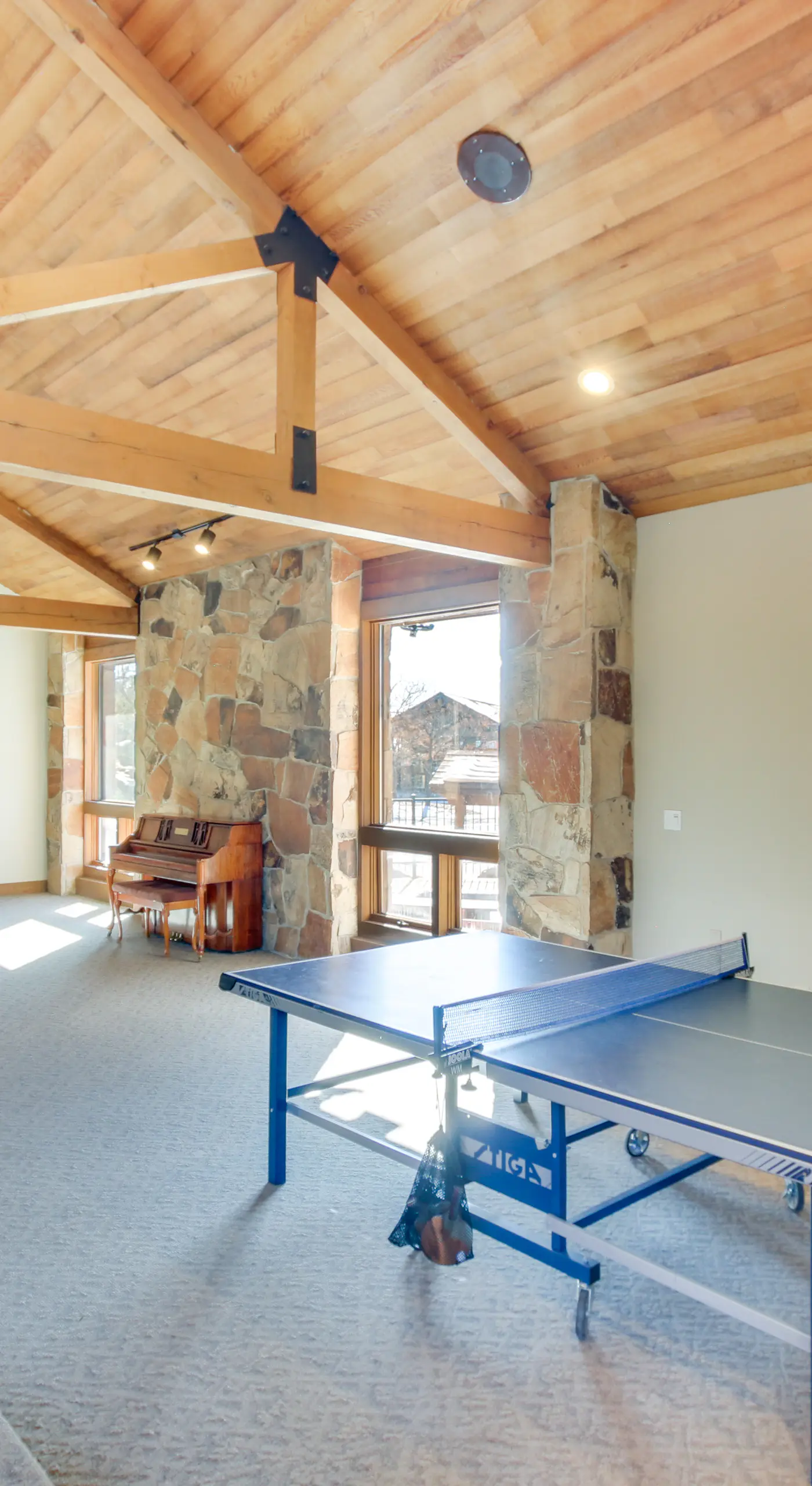 Eden Mountain Escape w/ Community Pool!