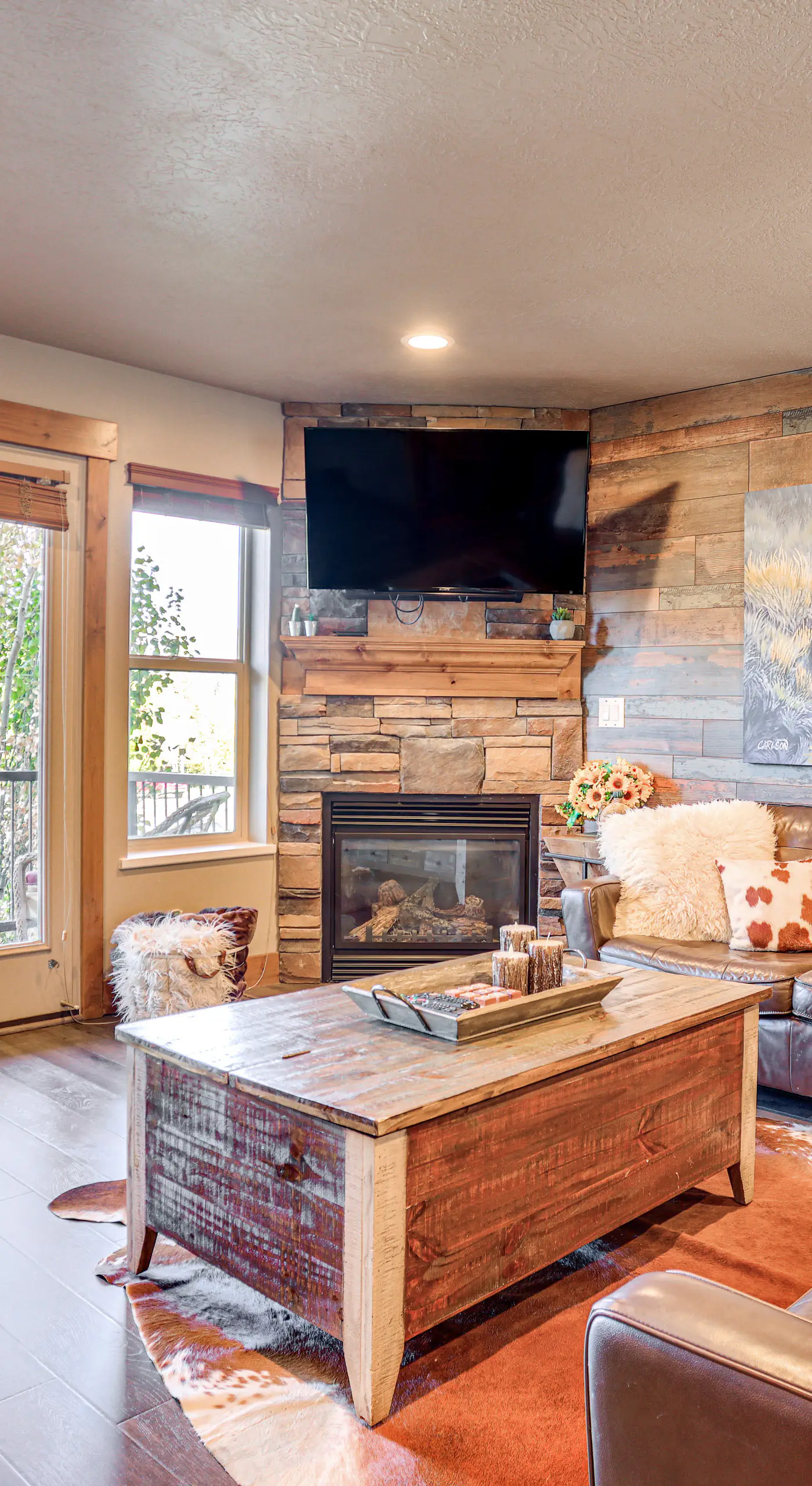 Ski, Hike & Relax: Eden Condo w/ Hot Tub Access