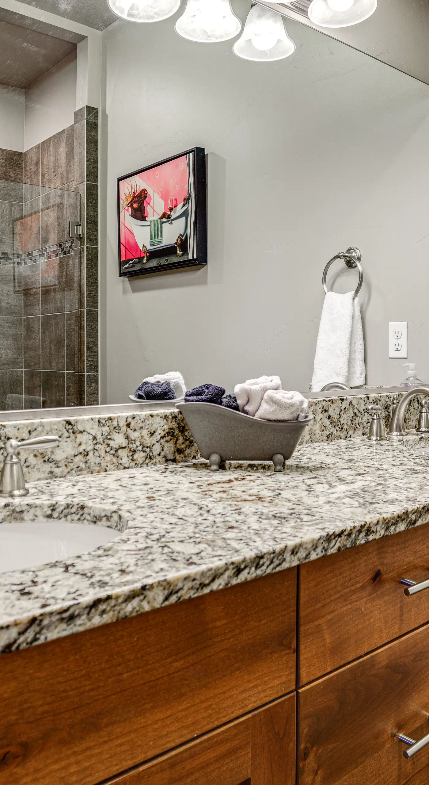 Ski, Hike & Relax: Eden Condo w/ Hot Tub Access
