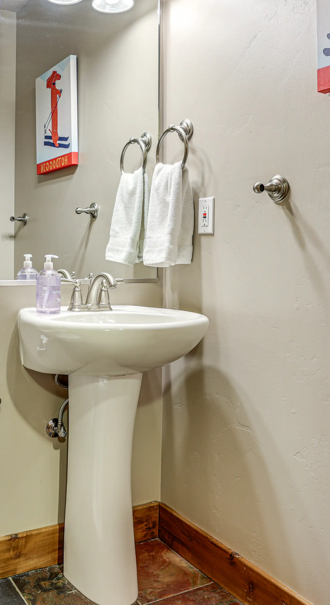 Ski, Hike & Relax: Eden Condo w/ Hot Tub Access