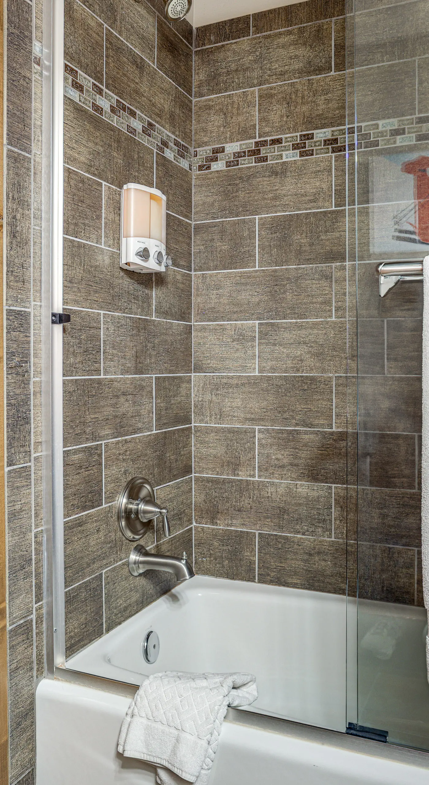 Ski, Hike & Relax: Eden Condo w/ Hot Tub Access