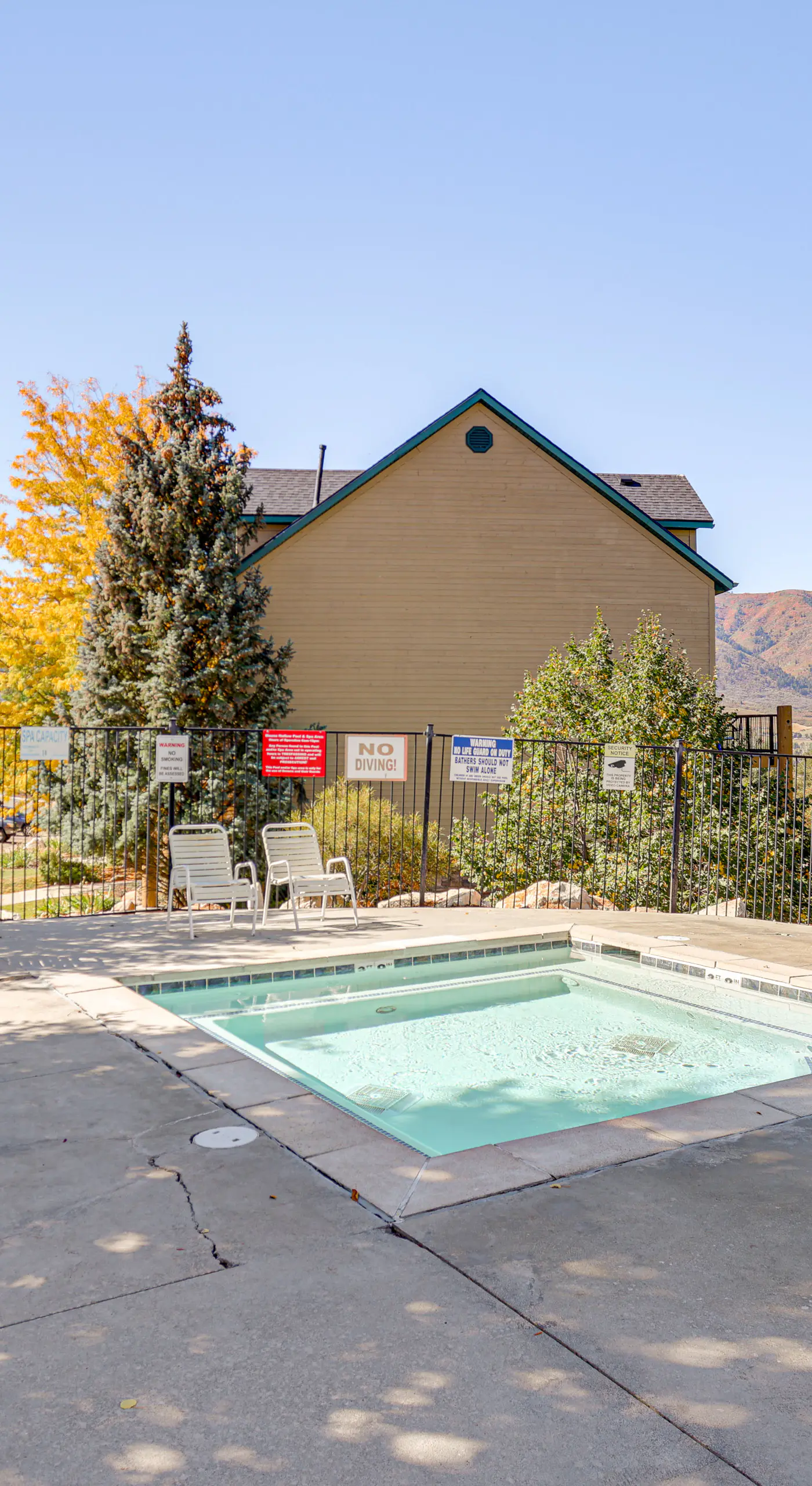 Ski, Hike & Relax: Eden Condo w/ Hot Tub Access