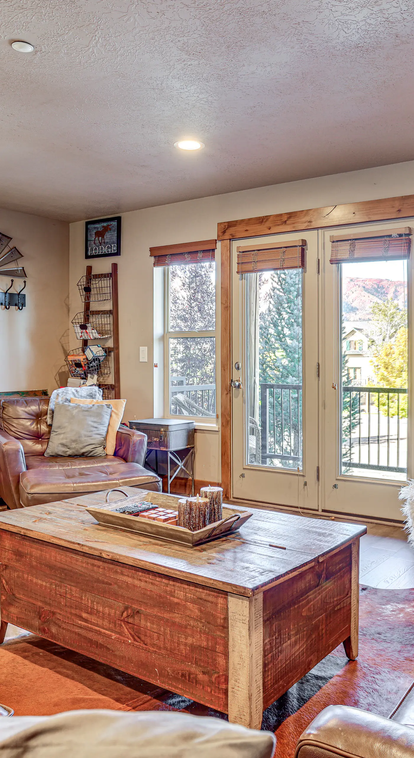 Ski, Hike & Relax: Eden Condo w/ Hot Tub Access
