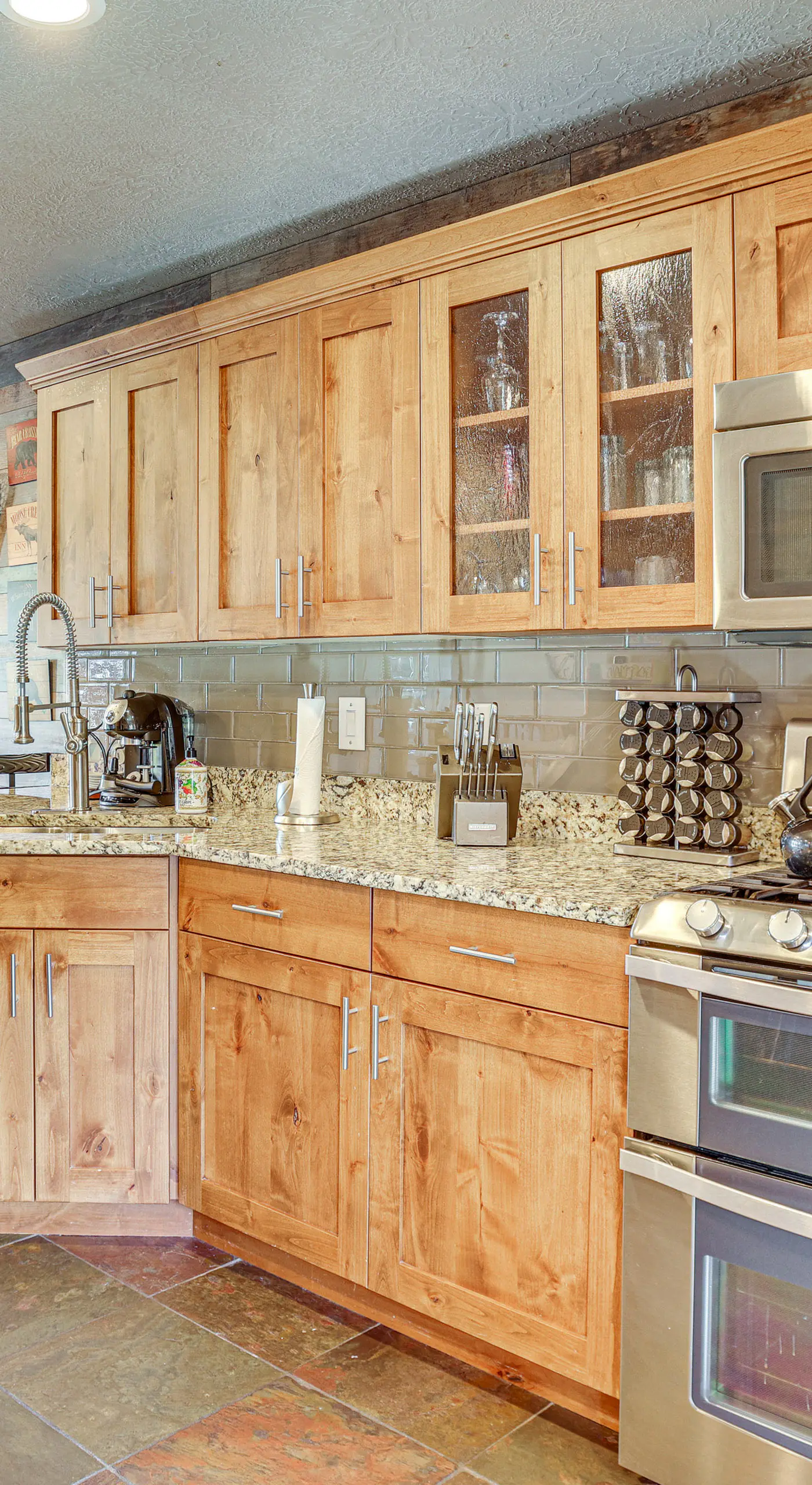 Ski, Hike & Relax: Eden Condo w/ Hot Tub Access