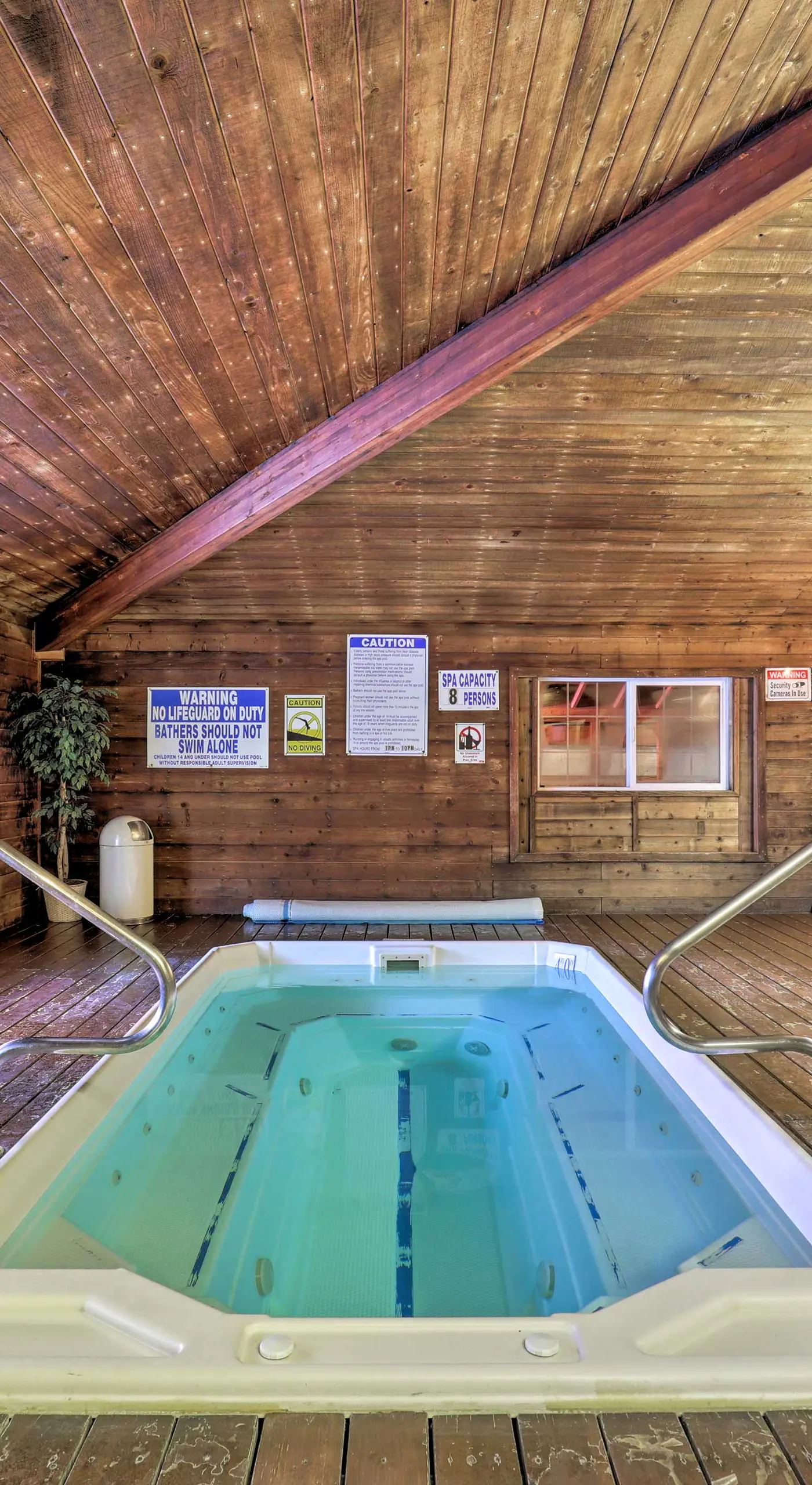 Ski-in/Ski-Out Brian Head Condo w/ Hot Tub Access!