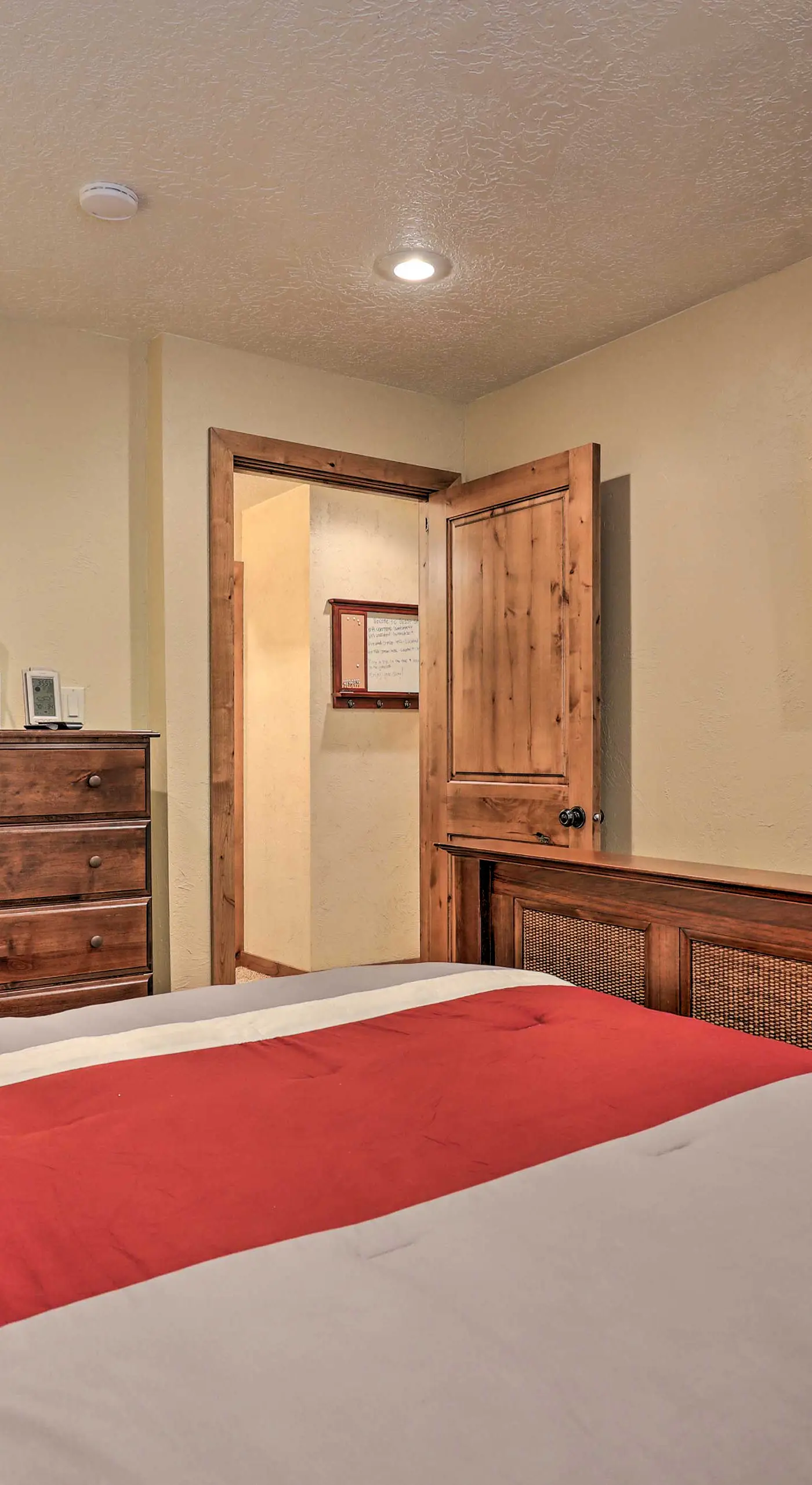 Ski-in/Ski-Out Brian Head Condo w/ Hot Tub Access!