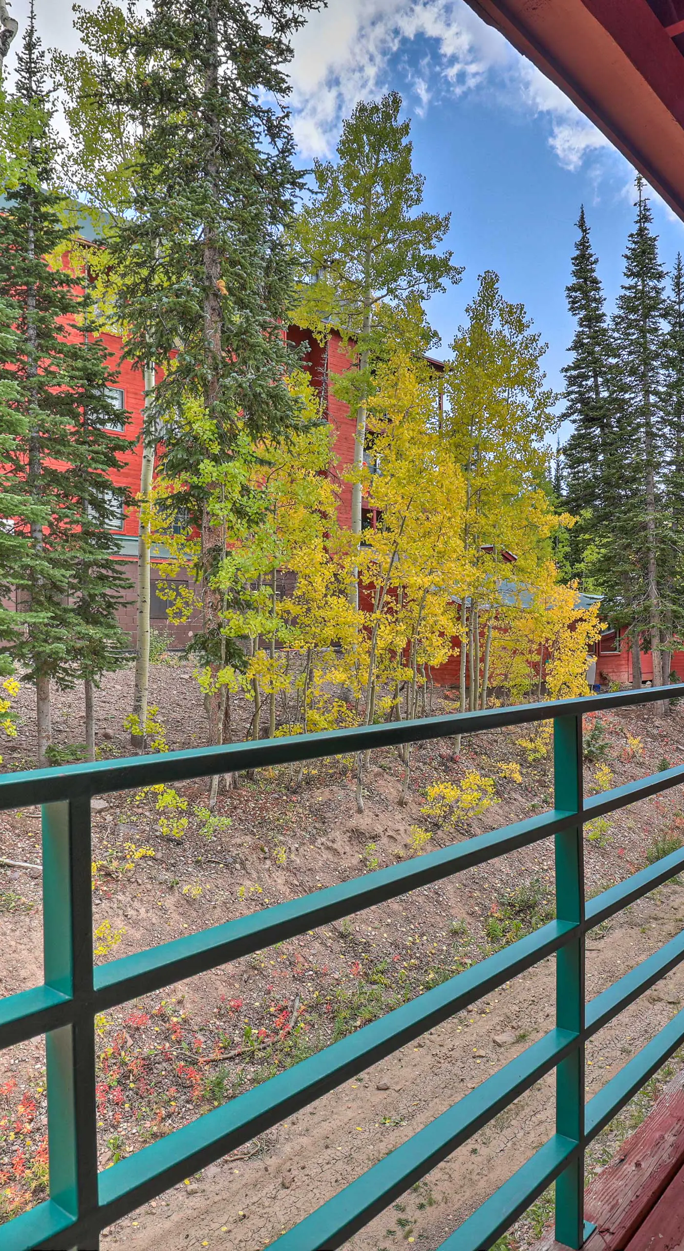 Ski-in/Ski-Out Brian Head Condo w/ Hot Tub Access!