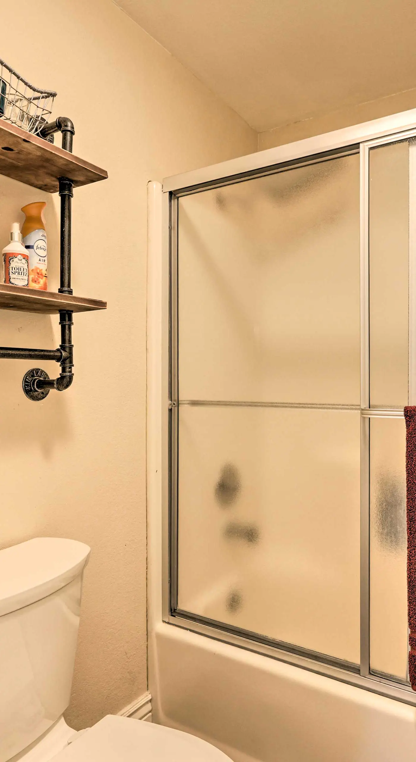 Slopeside Condo with Hot Tub + Game Room Access!