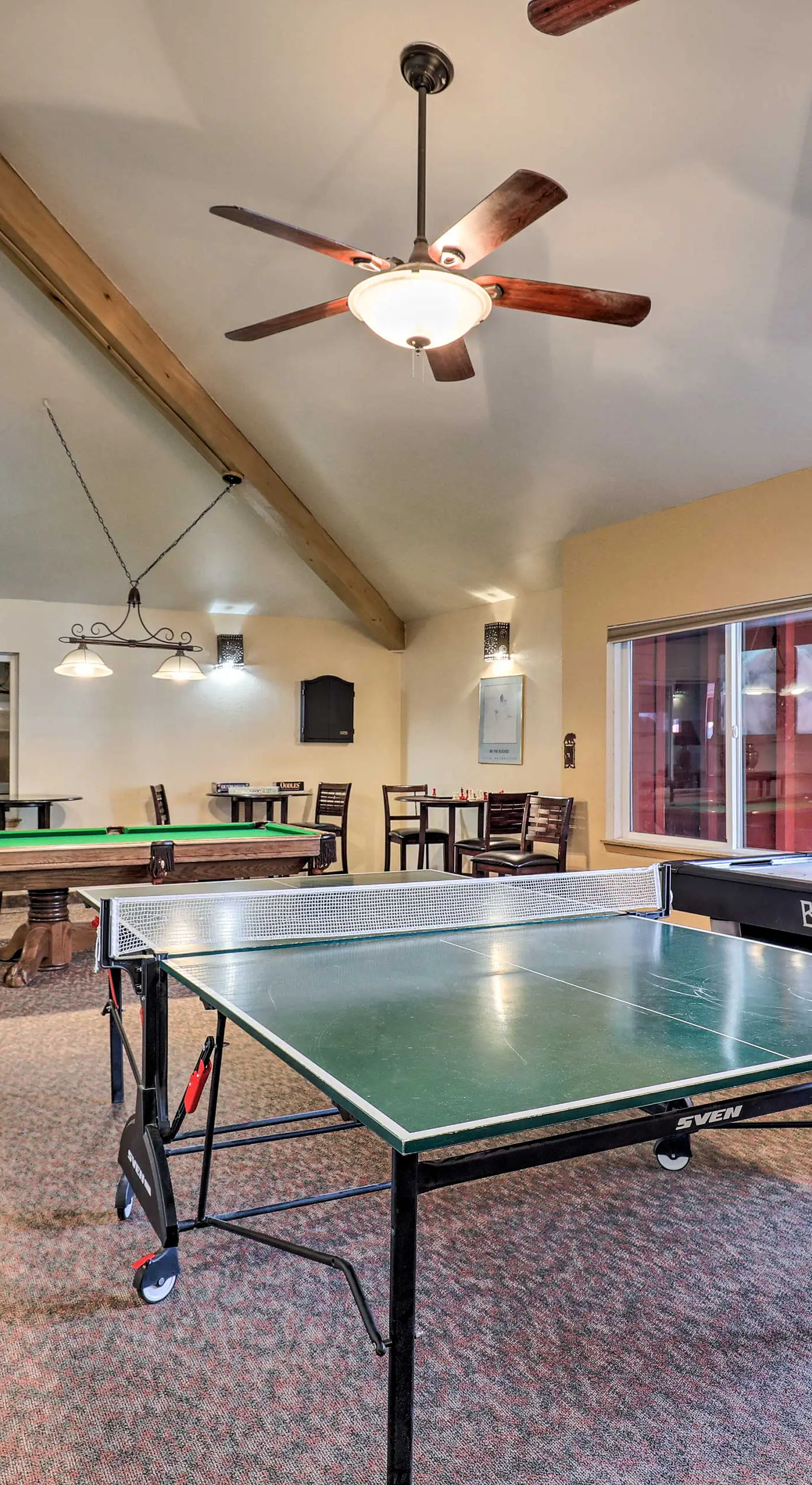 Slopeside Condo with Hot Tub + Game Room Access!