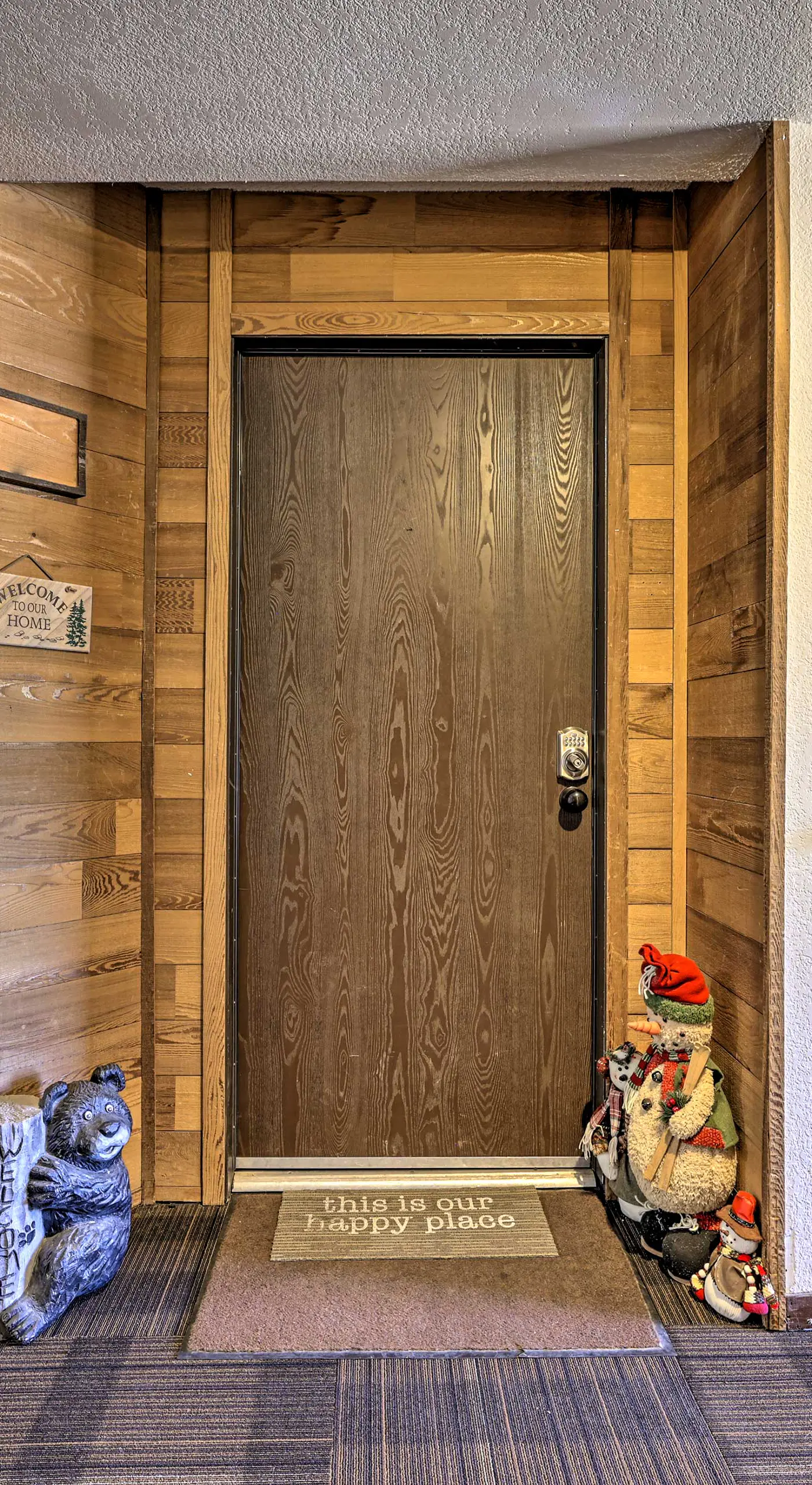 Slopeside Condo with Hot Tub + Game Room Access!