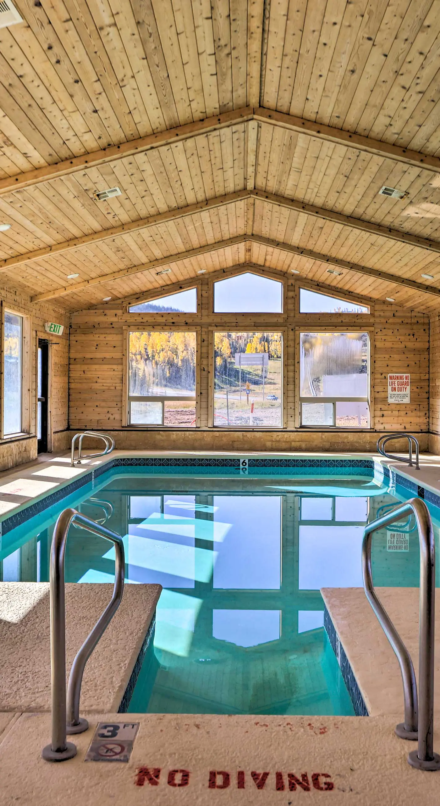 Walk to Brian Head Resort: Cozy Studio w/ Balcony
