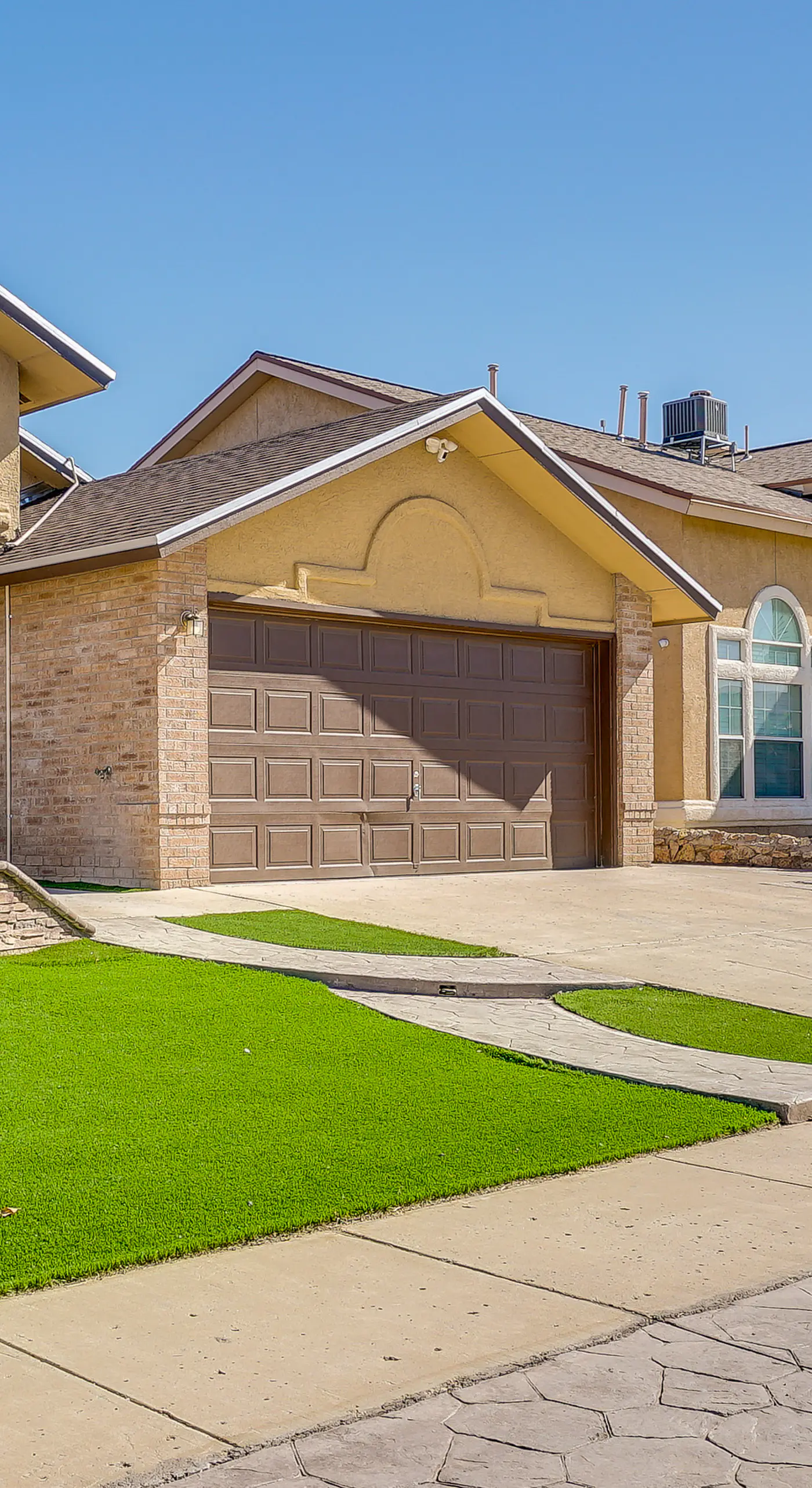 20 Mi to Dtwn El Paso: Pet-Friendly Retreat!