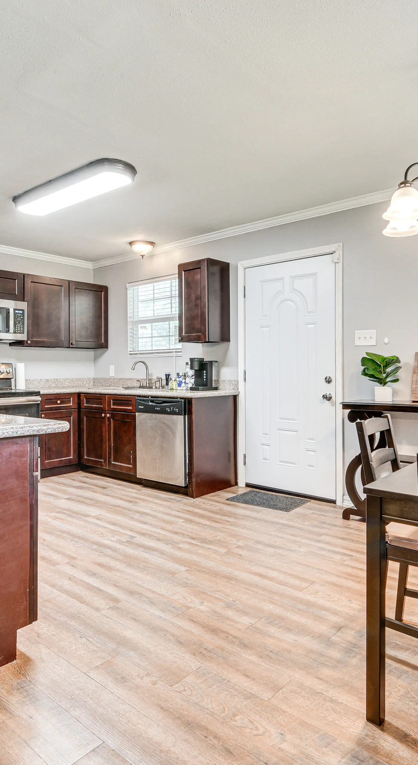 Baton Rouge Home w/ Yard ~ 14 Mi to Downtown!