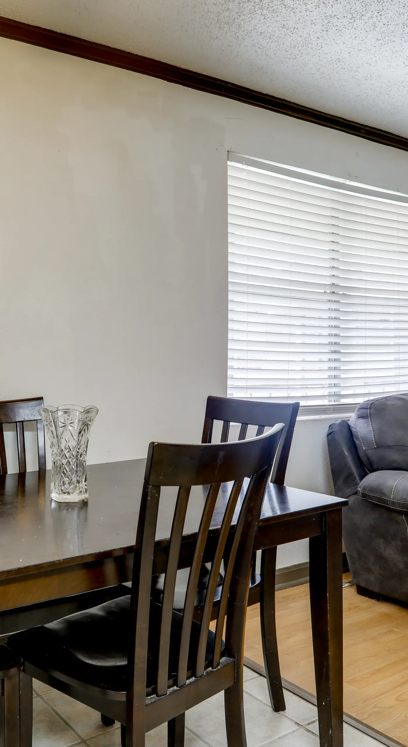 Walk to LSU Campus & Bars! Condo w/ Community Pool