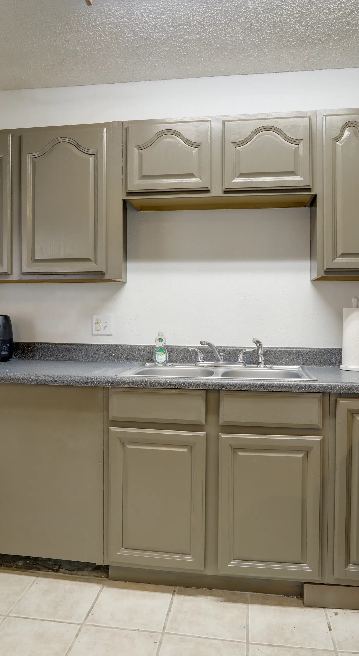 Walk to LSU Campus & Bars! Condo w/ Community Pool