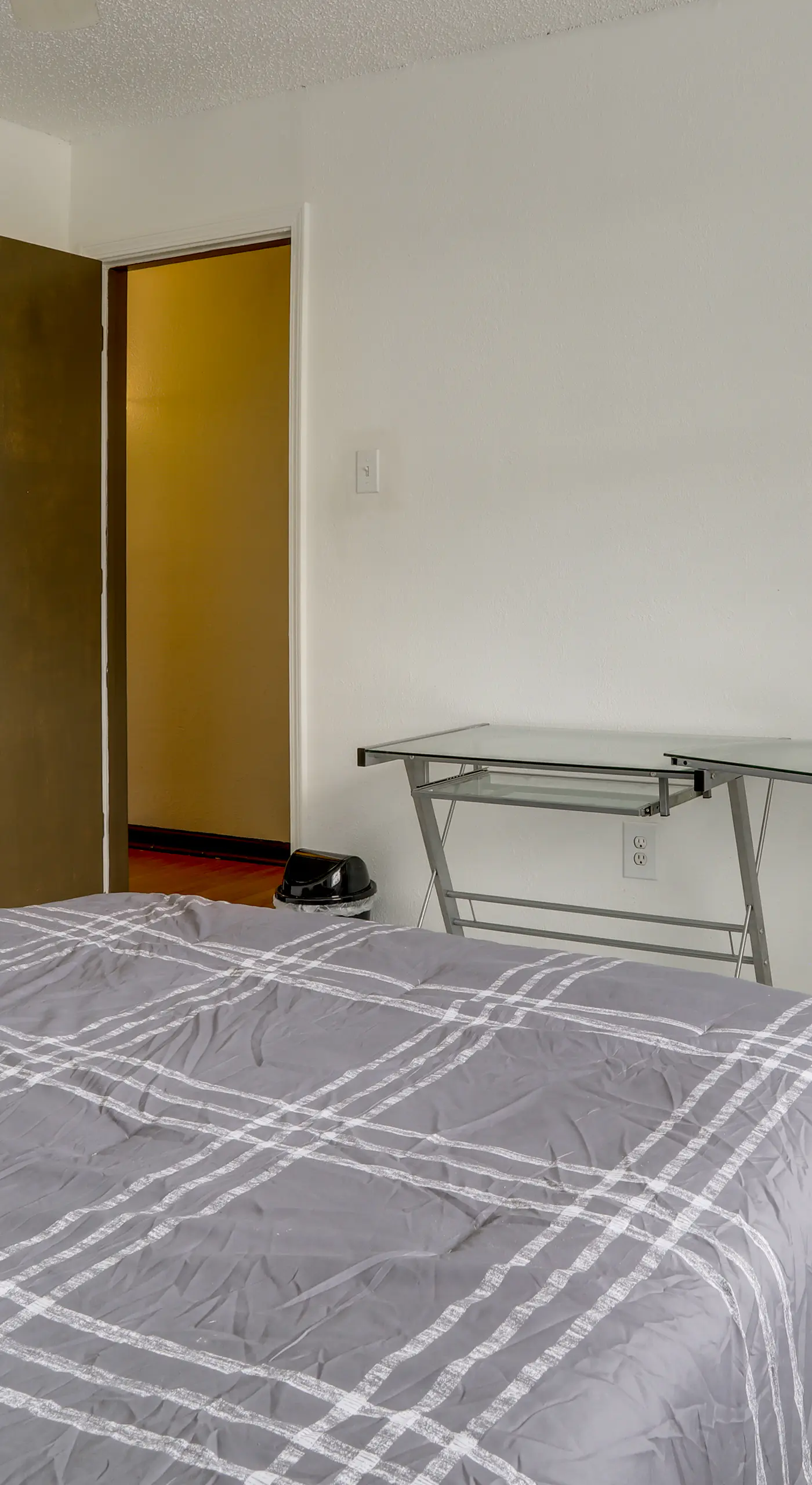 Walk to LSU Campus & Bars! Condo w/ Community Pool