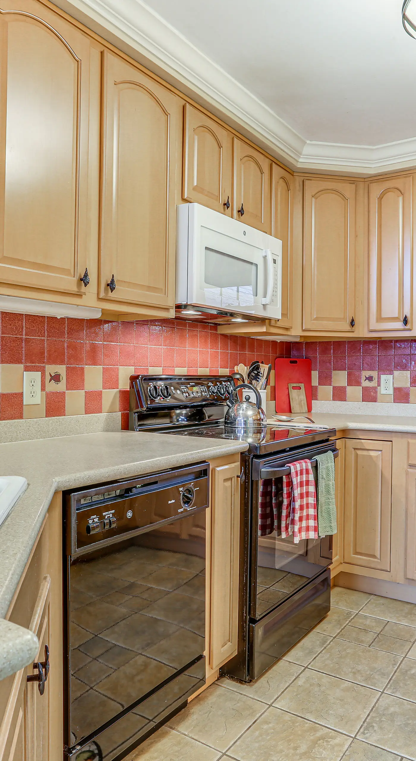 Spacious Condo w/ View < 1 Mi to Mtn Creek Resort!