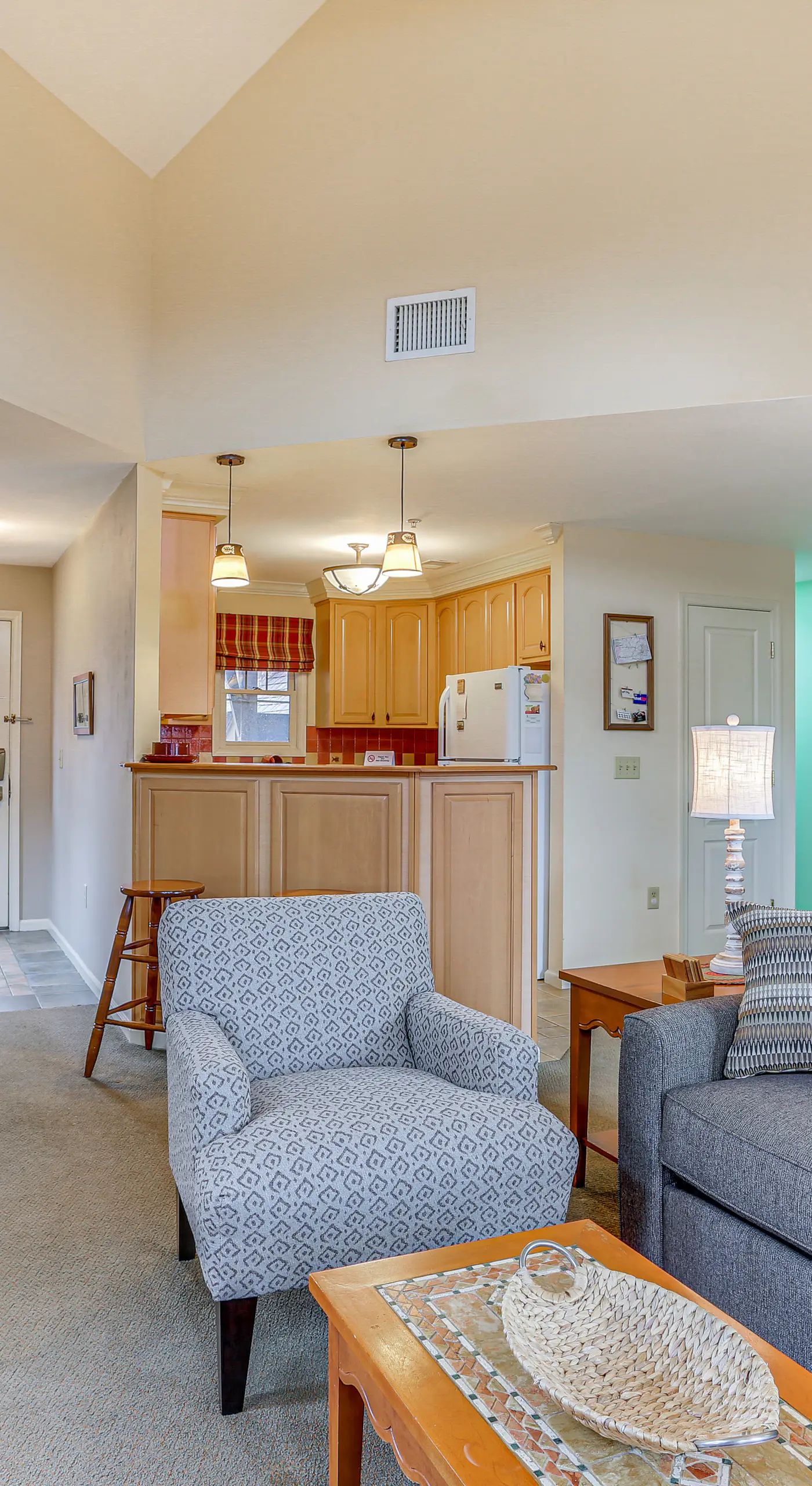 Spacious Condo w/ View < 1 Mi to Mtn Creek Resort!