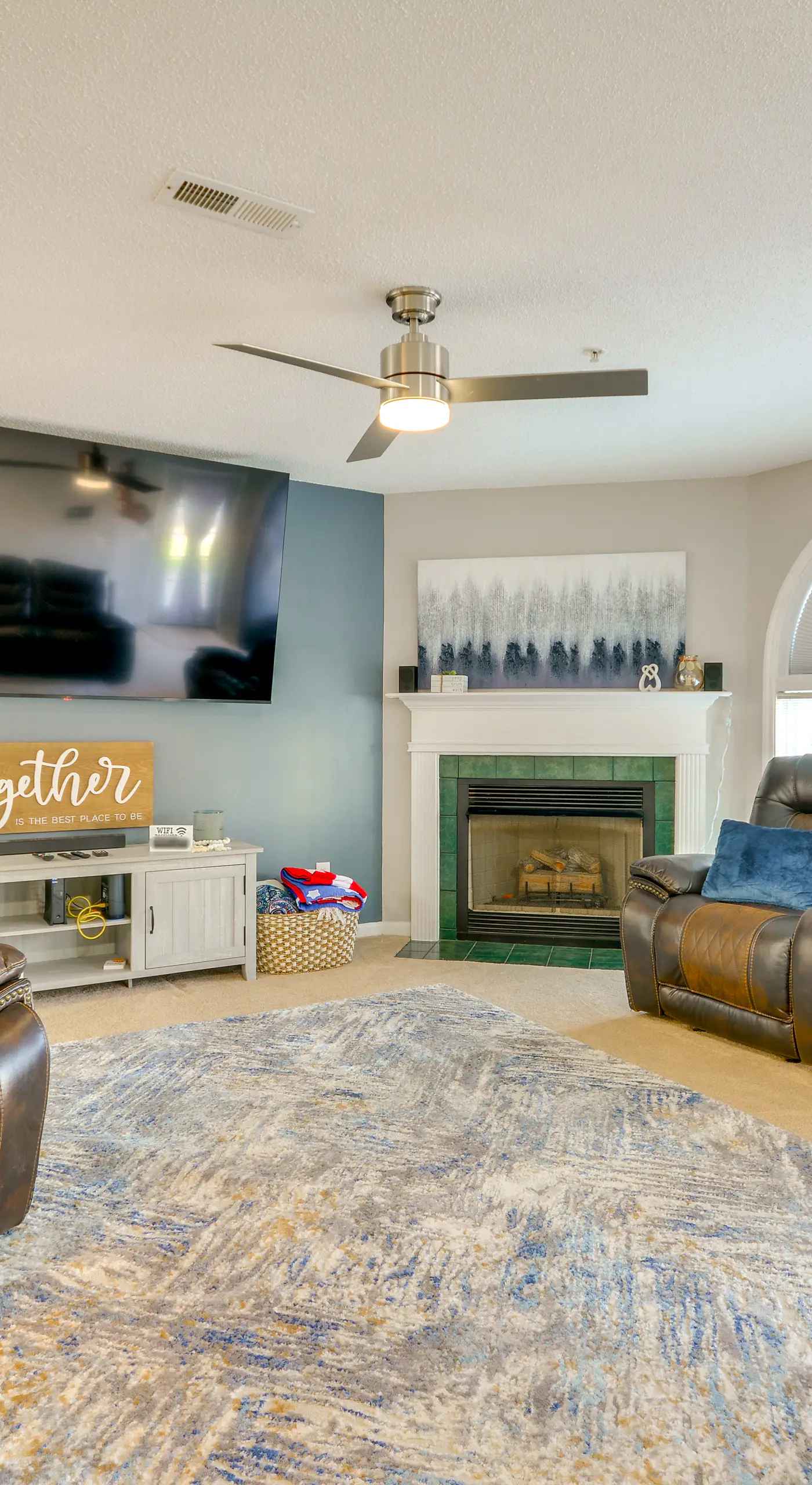 9 Mi to UNCG & Dtwn: Suburban Family Condo