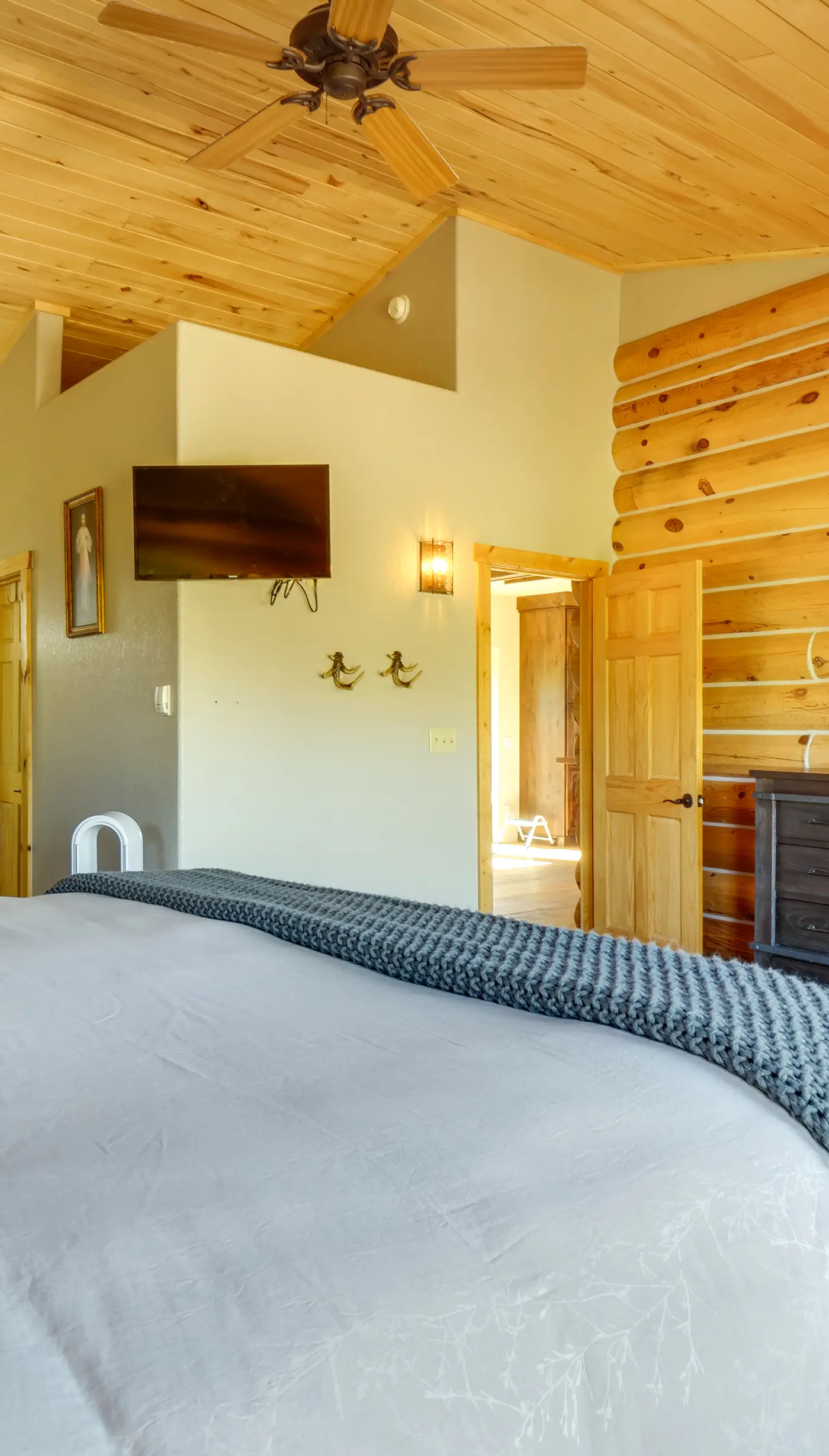 Alma Mountain Getaway w/ Private Hot Tub & Views