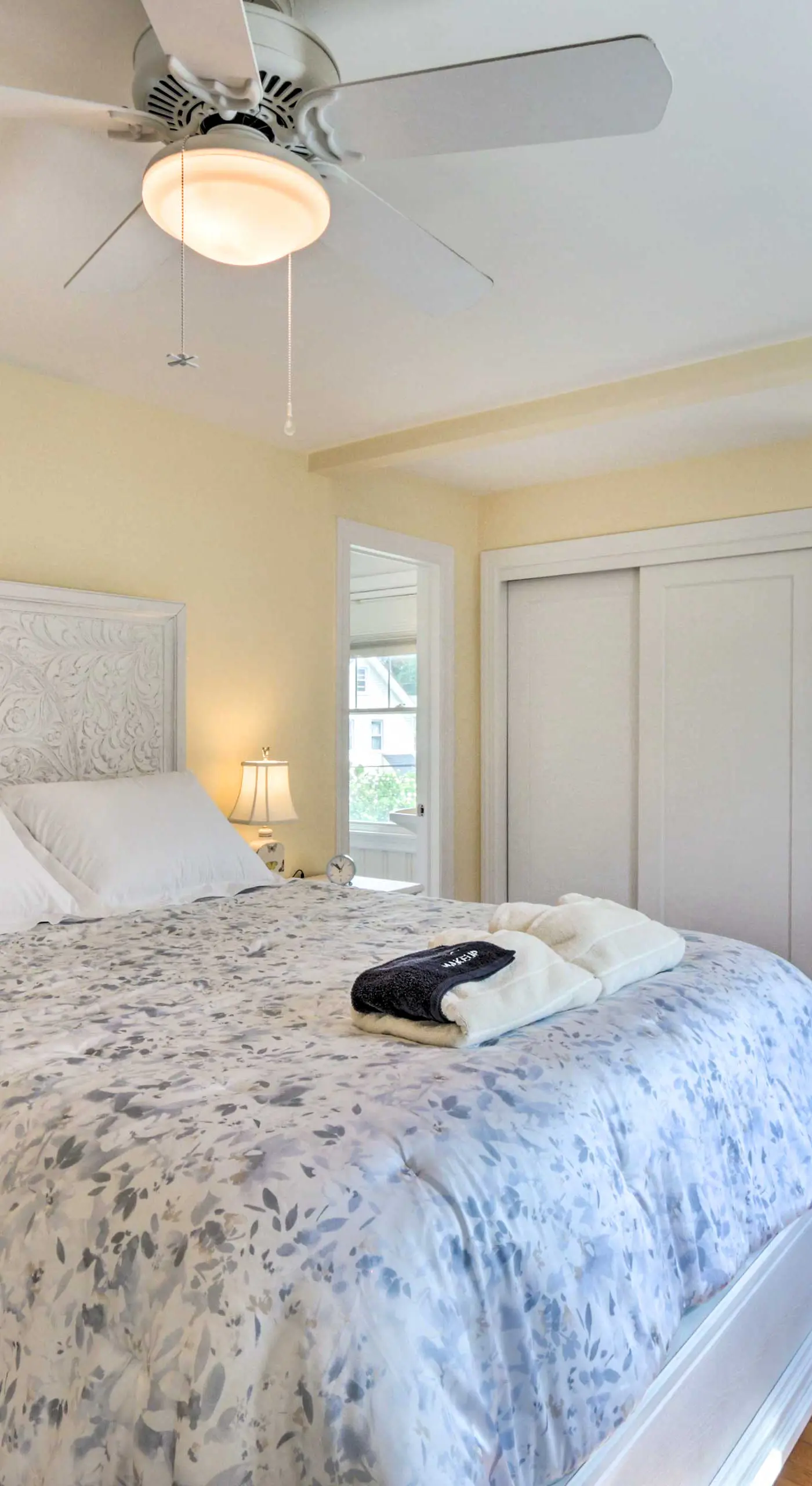 Walkable New Haven Retreat w/ Ocean Views!