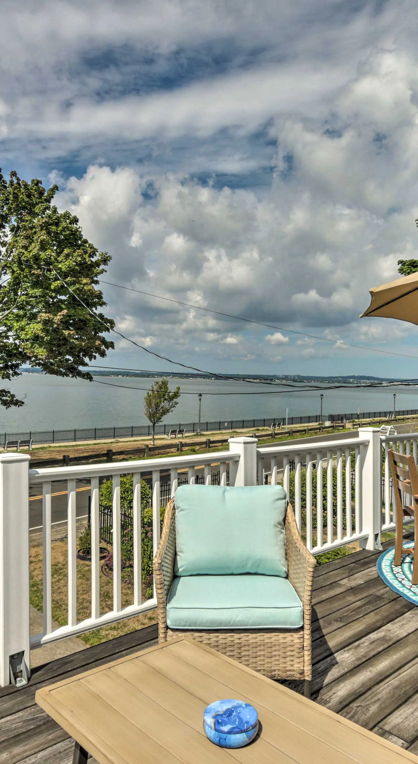 Walkable New Haven Retreat w/ Ocean Views!