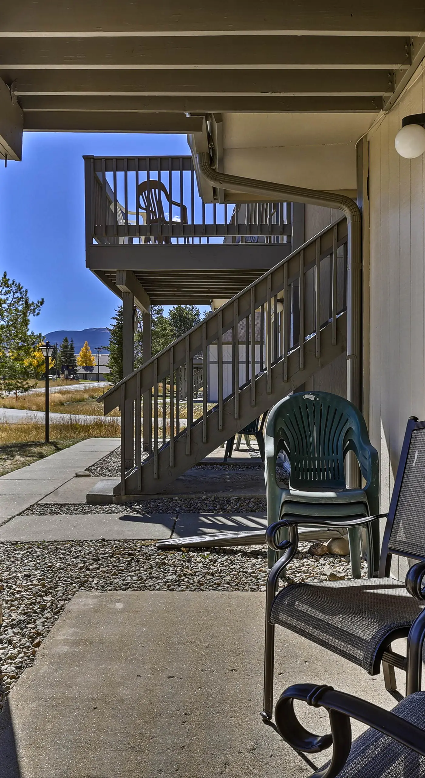 Eat, Sleep, Ski! Rustic Mtn Condo: WiFi,TV, HotTub