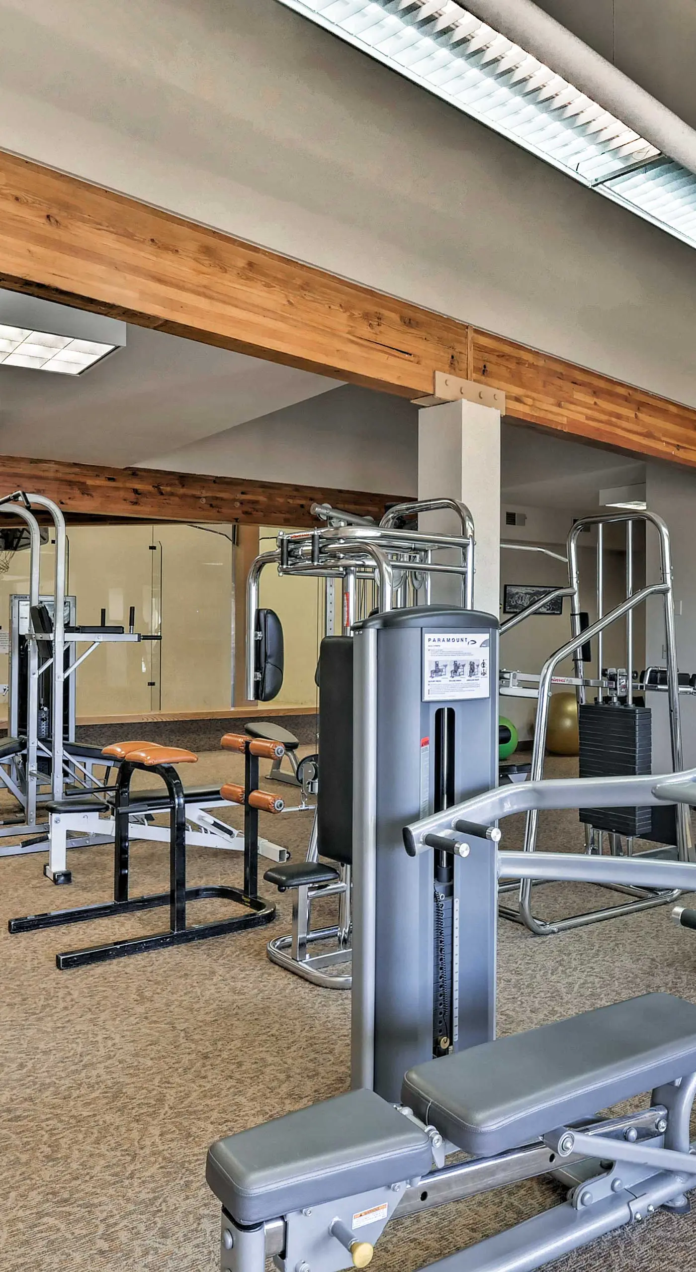 Eat, Sleep, Ski! Rustic Mtn Condo: WiFi,TV, HotTub