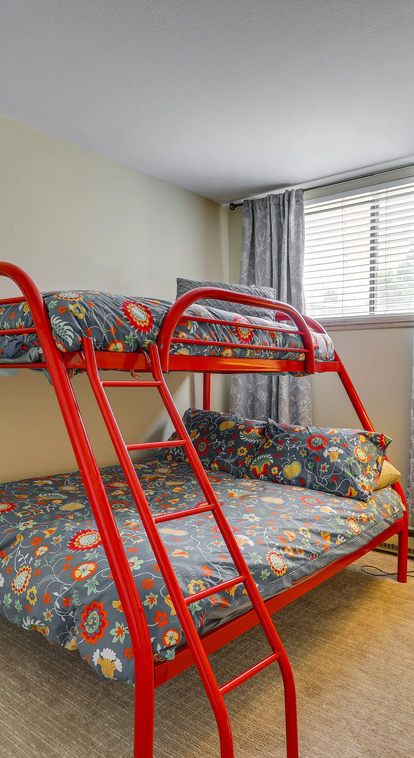 Family-Friendly Fraser Condo w/ Heated Pool Access