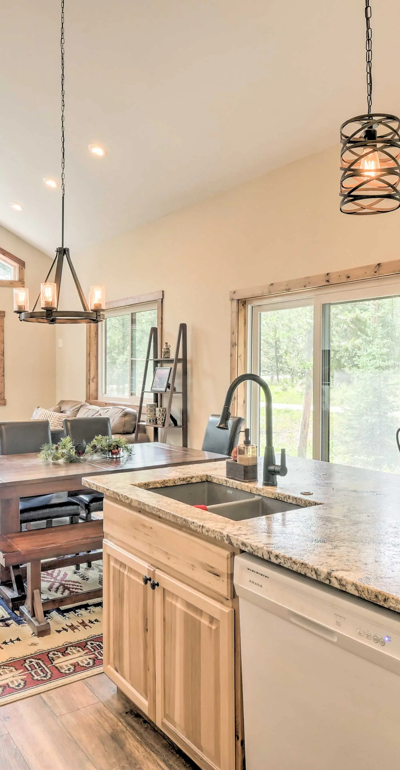 5 Mi to Ski Resort: Mtn-View Breck Home w/ Hot Tub