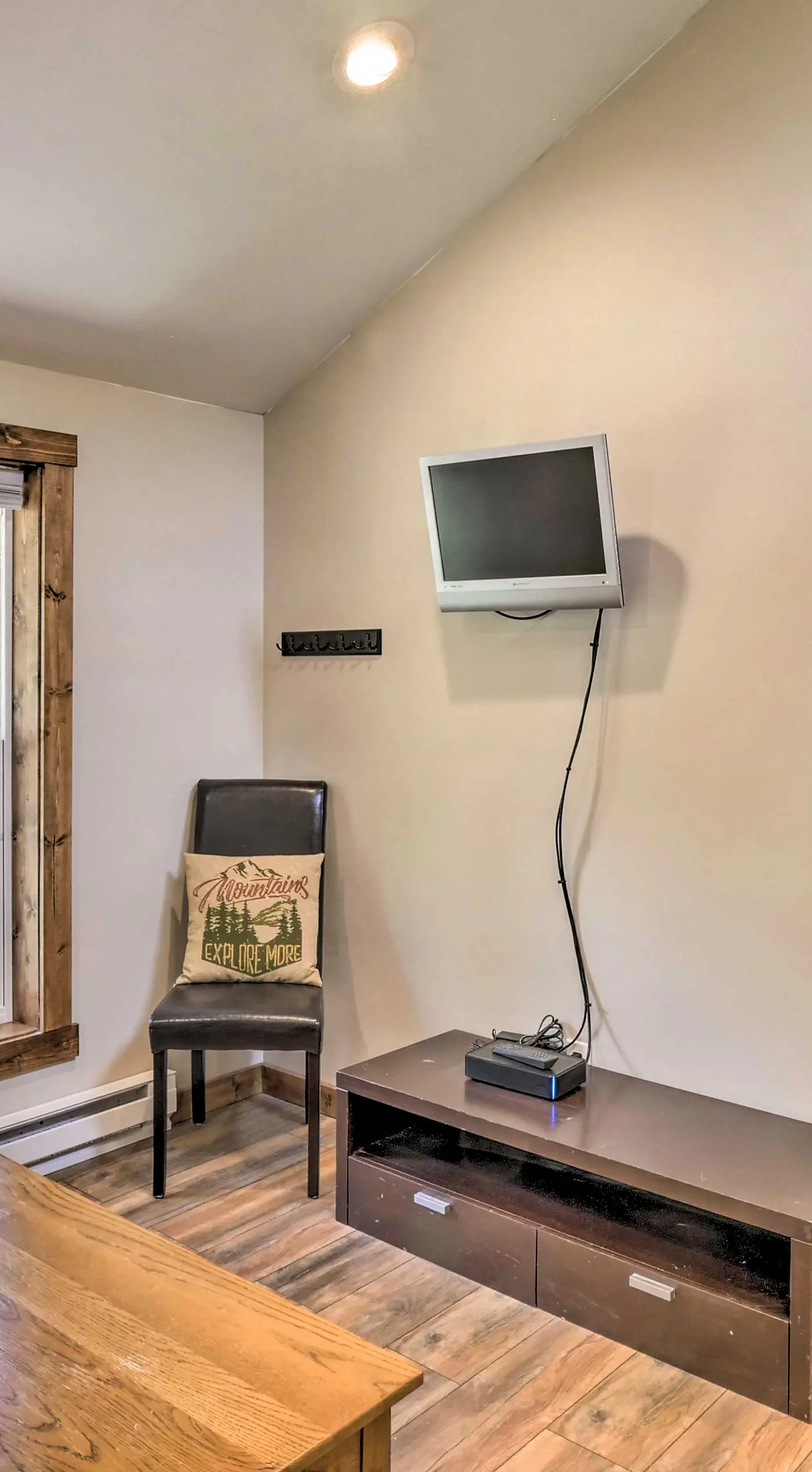5 Mi to Ski Resort: Mtn-View Breck Home w/ Hot Tub