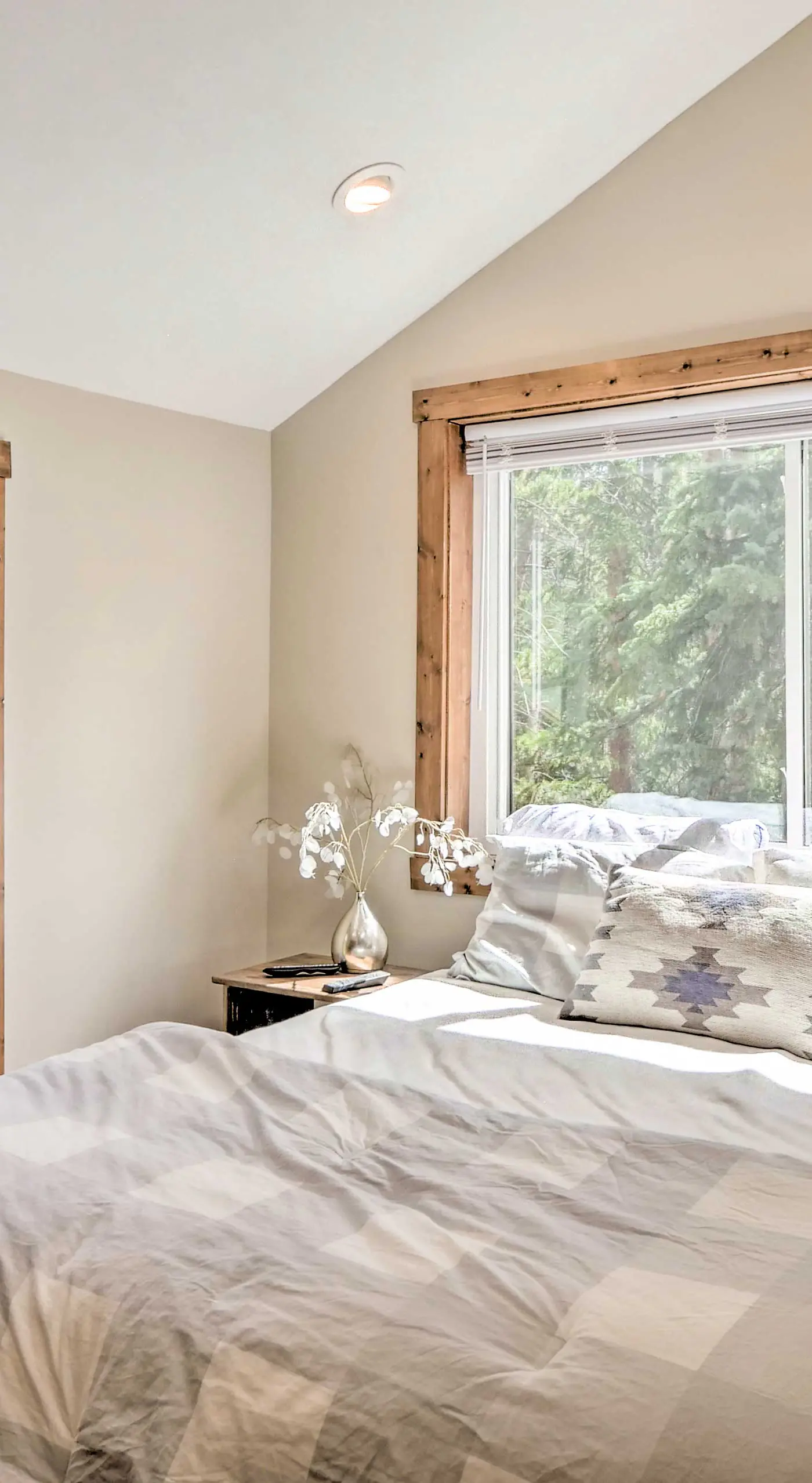 5 Mi to Ski Resort: Mtn-View Breck Home w/ Hot Tub