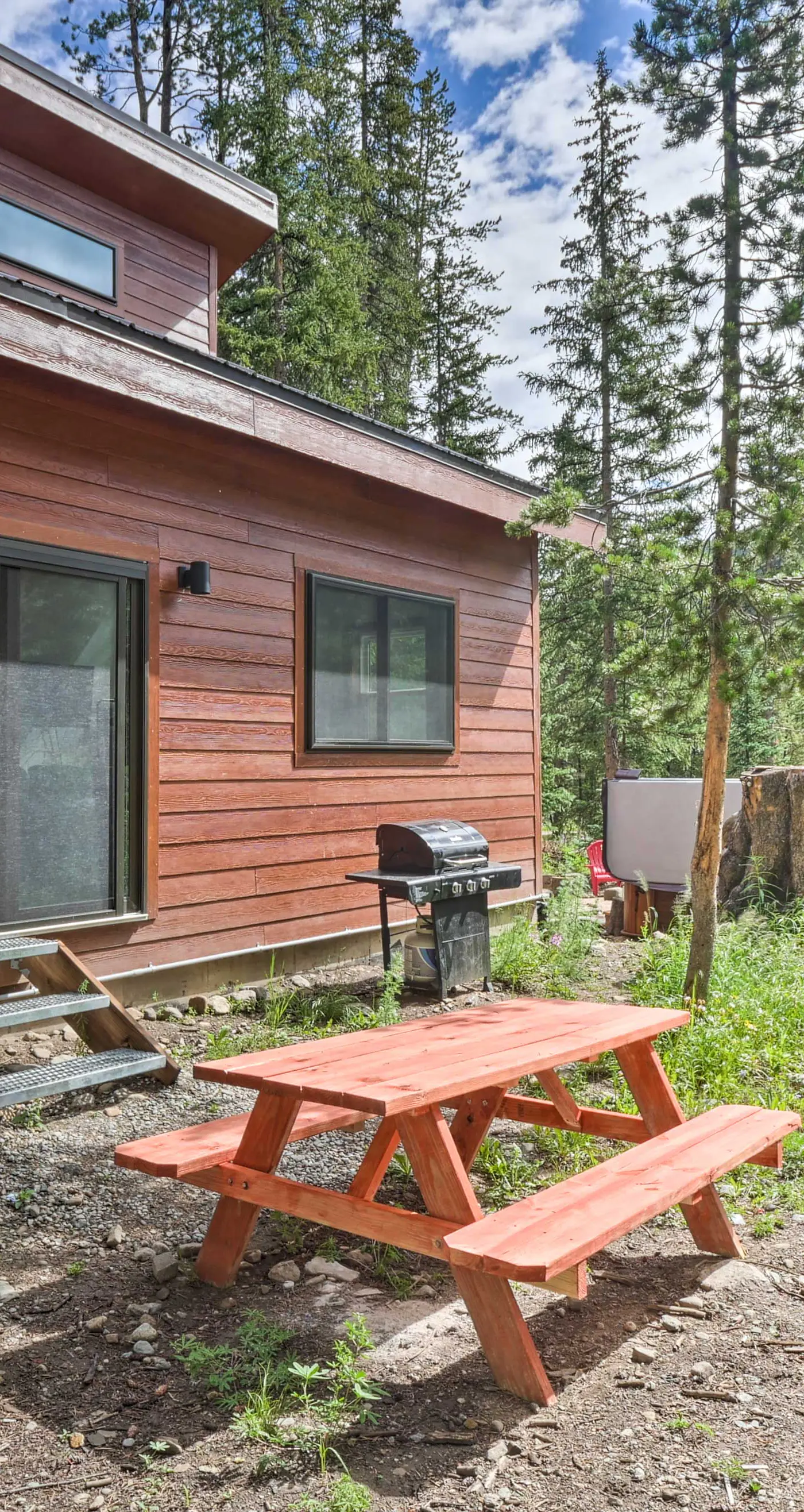 5 Mi to Ski Resort: Mtn-View Breck Home w/ Hot Tub
