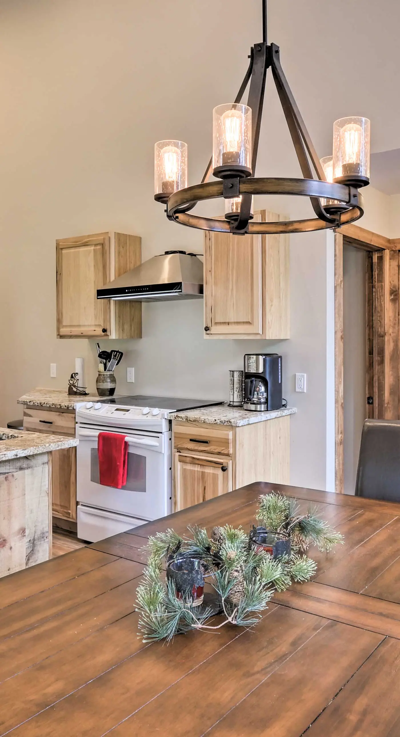 5 Mi to Ski Resort: Mtn-View Breck Home w/ Hot Tub