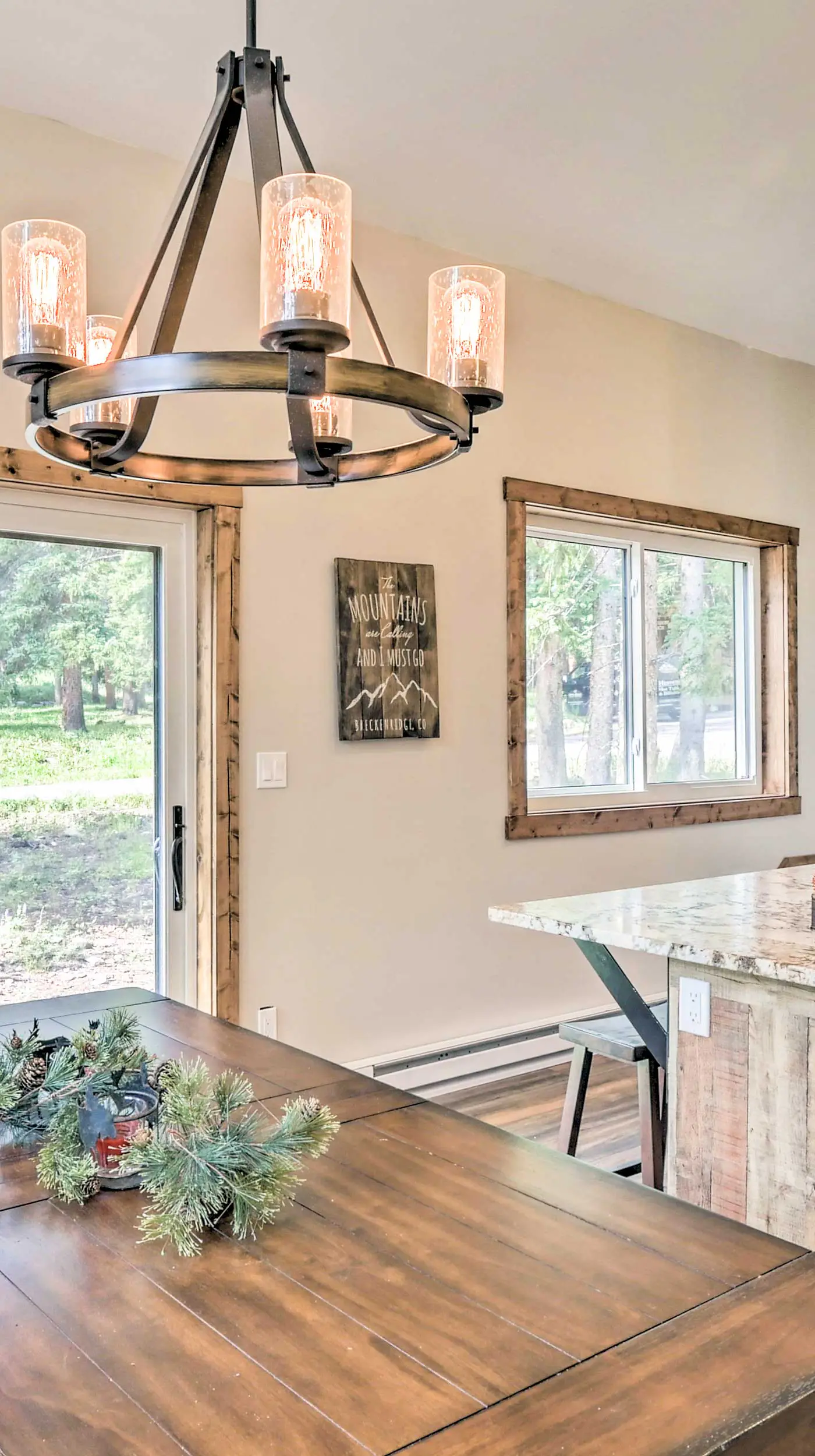 5 Mi to Ski Resort: Mtn-View Breck Home w/ Hot Tub
