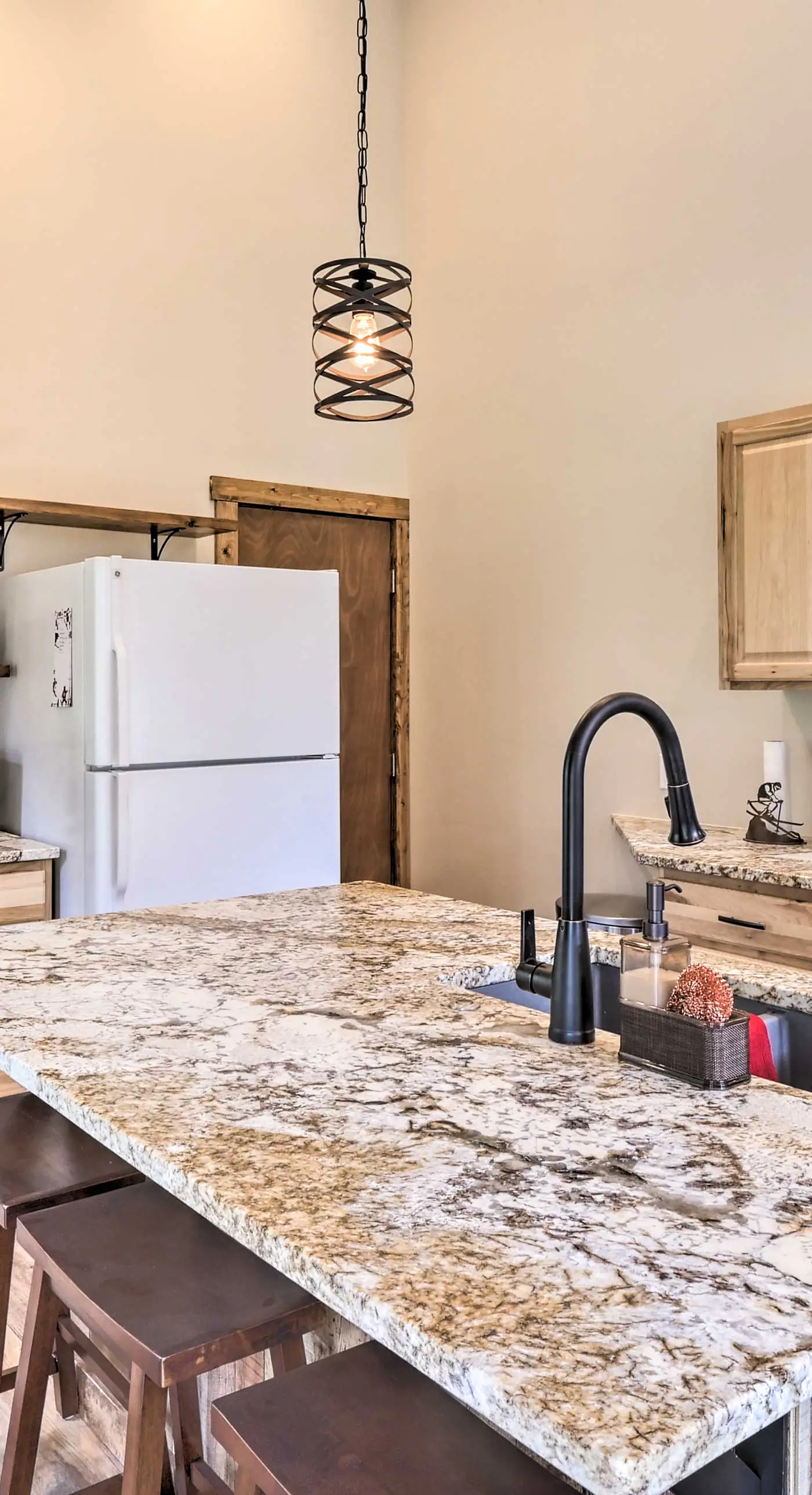 5 Mi to Ski Resort: Mtn-View Breck Home w/ Hot Tub