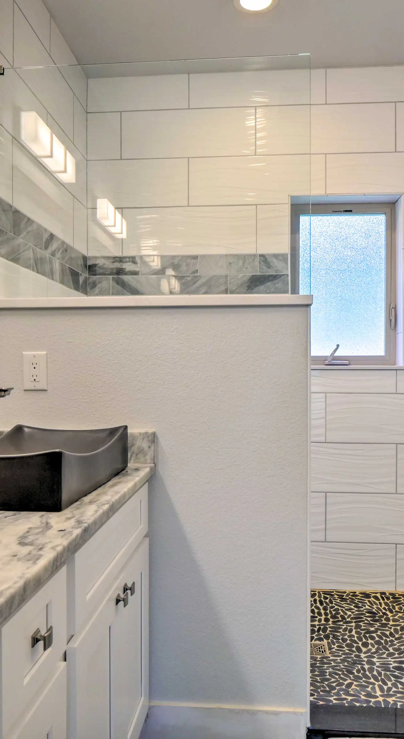 3 Mi to Ski Resort: Hot Tub Haven in Breckenridge!