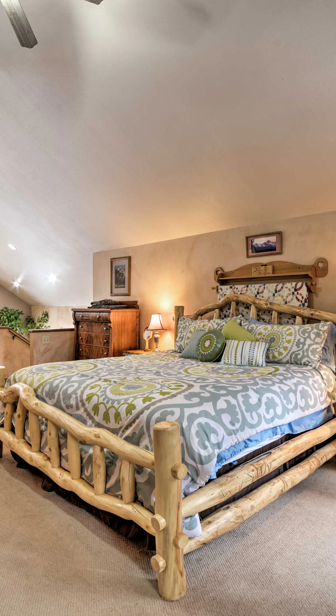 Cozy Home w/ Mountain Views Near Ouray Hot Springs