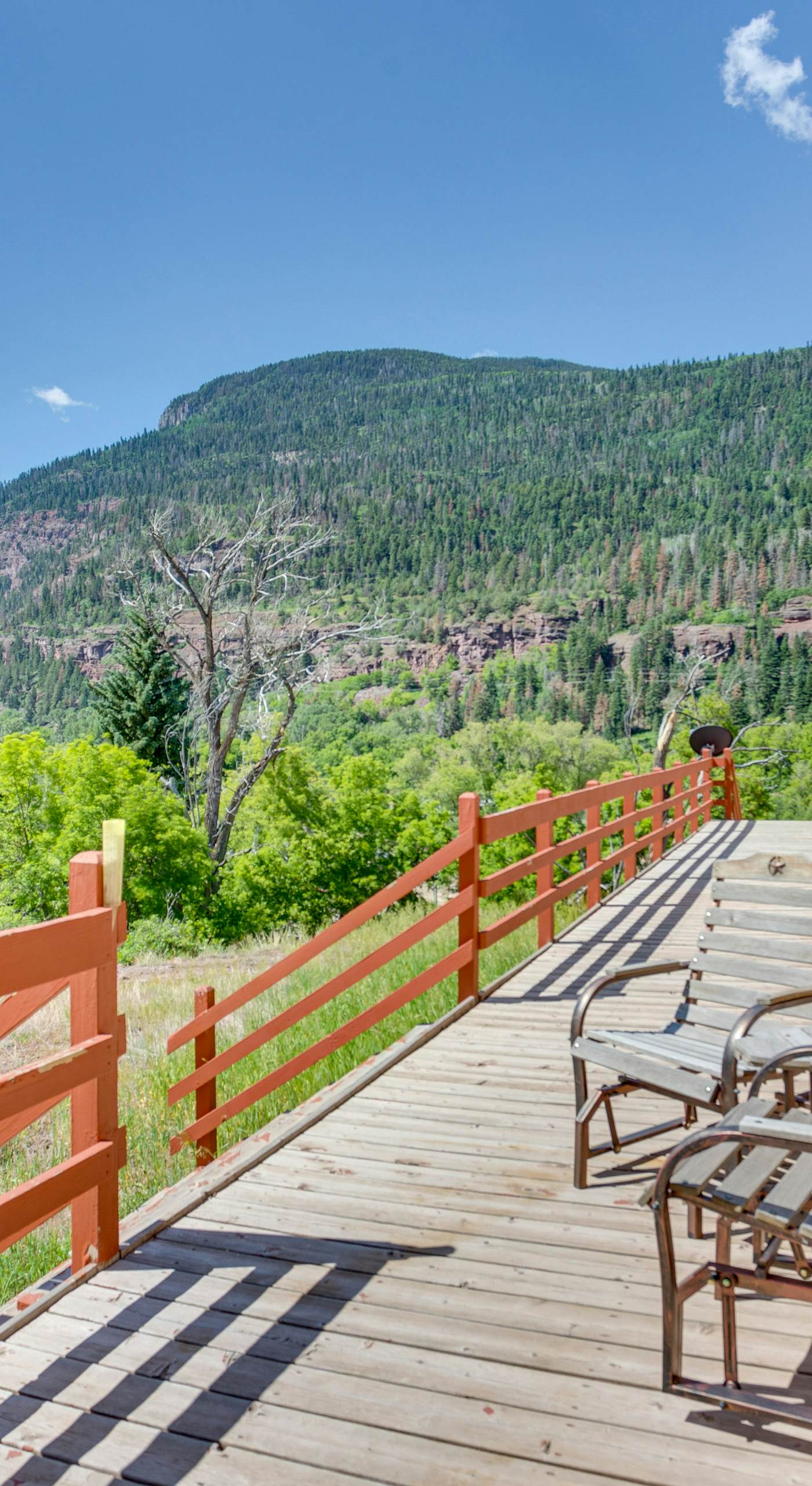 Beautiful Ouray Home w/ Patio - 3 Mi to Downtown!