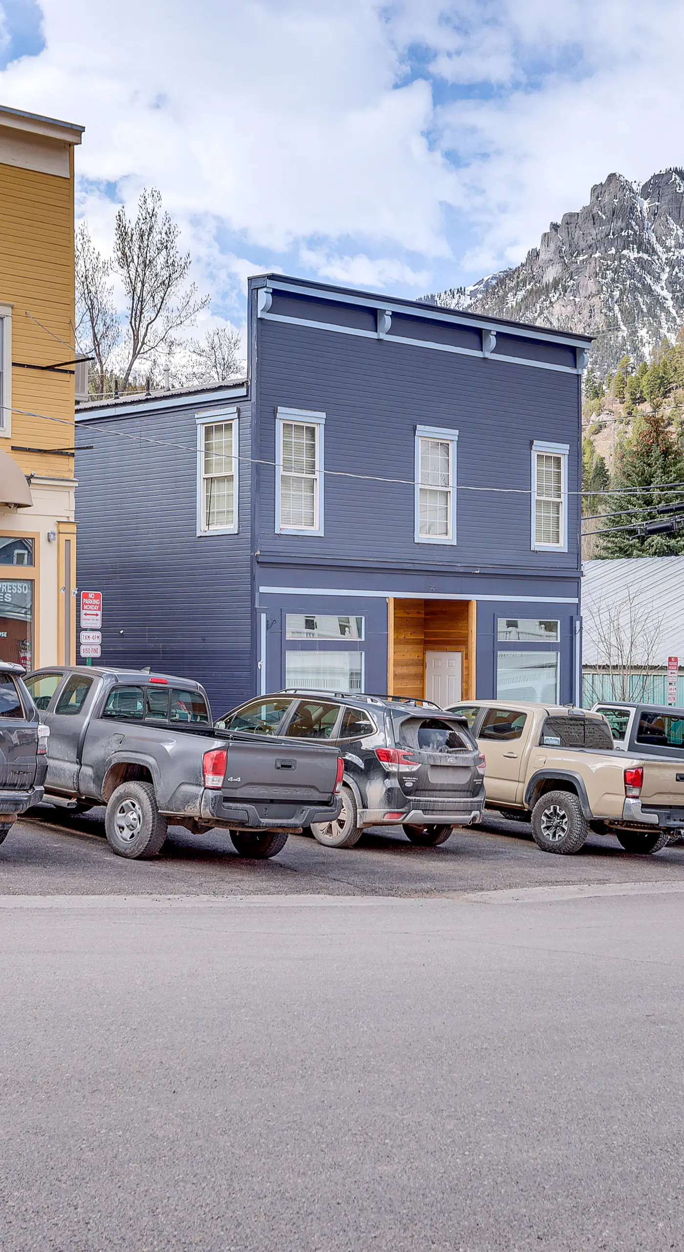 Walk to Hot Springs: Updated Retreat in Dtwn Ouray