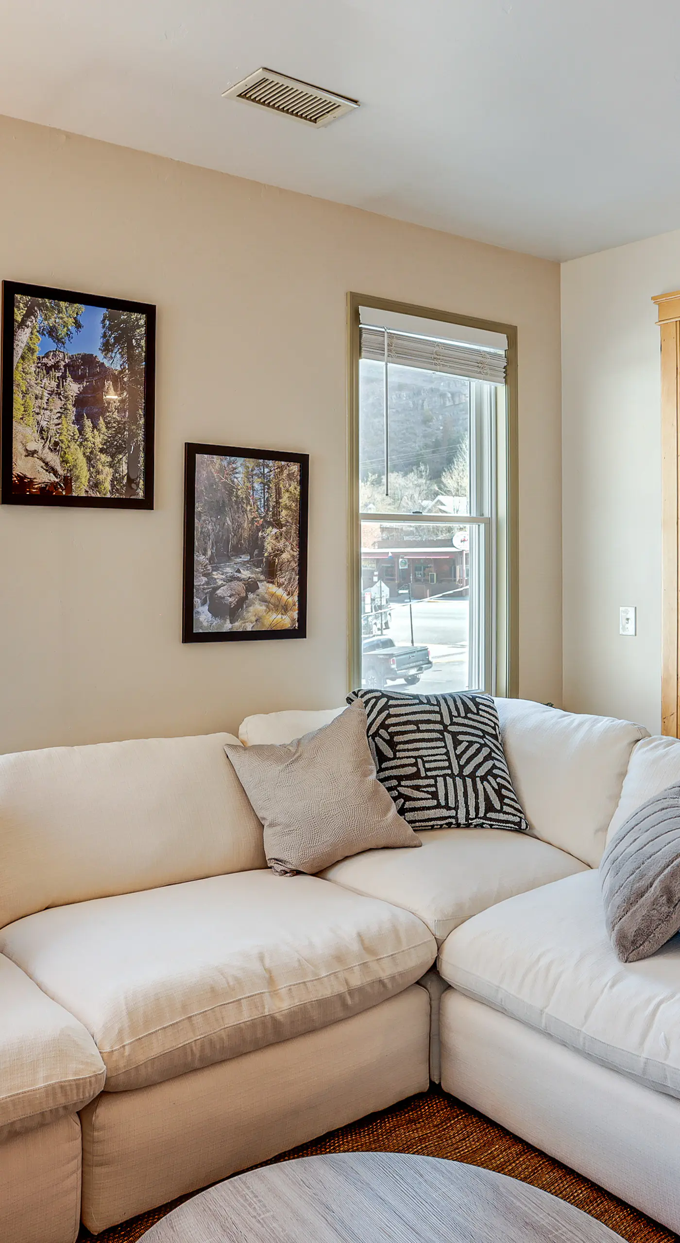 Walk to Hot Springs: Updated Retreat in Dtwn Ouray