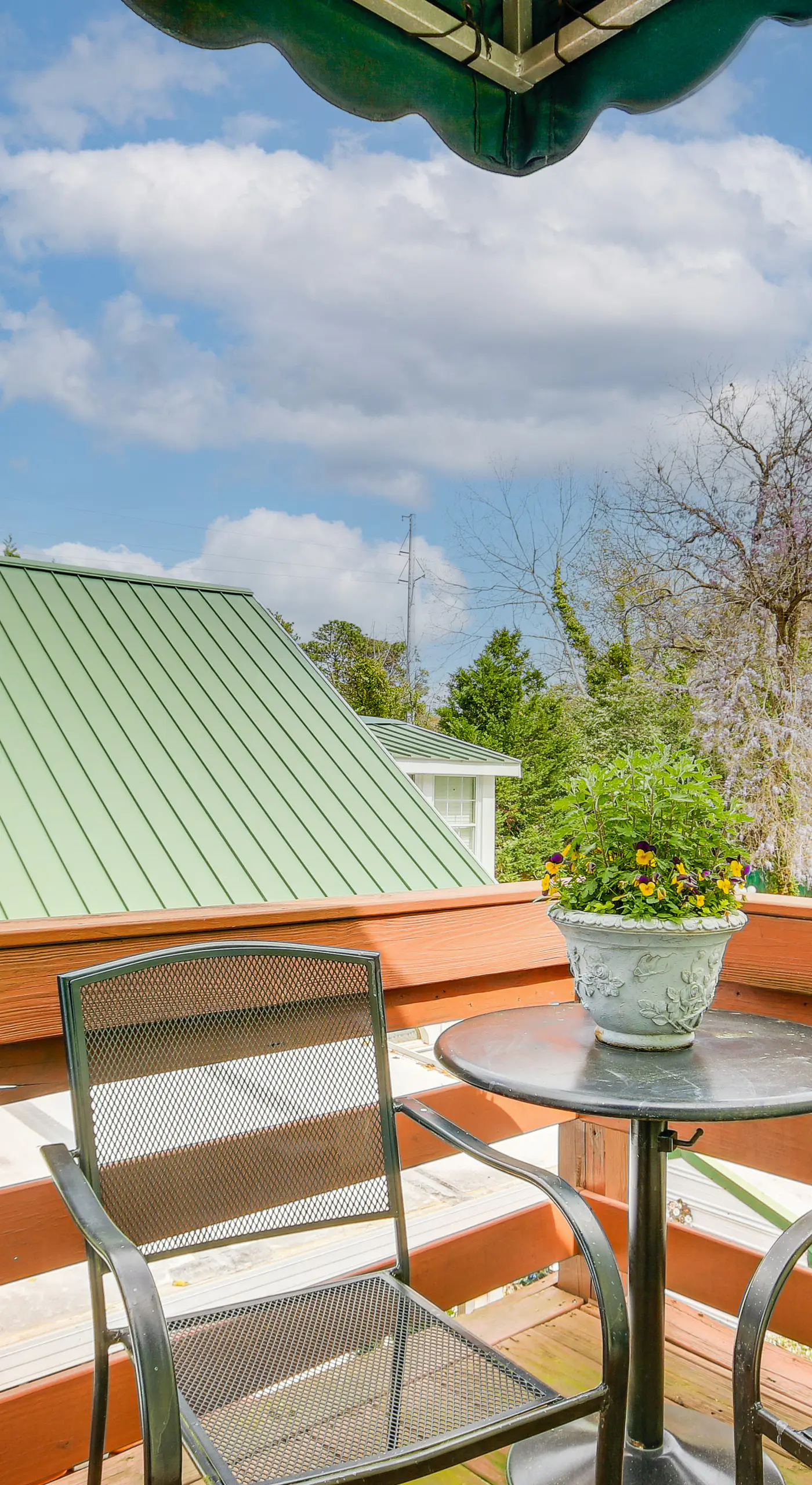 Aiken Apt w/ Garden-View Balcony: Half-Mi to Dtwn!