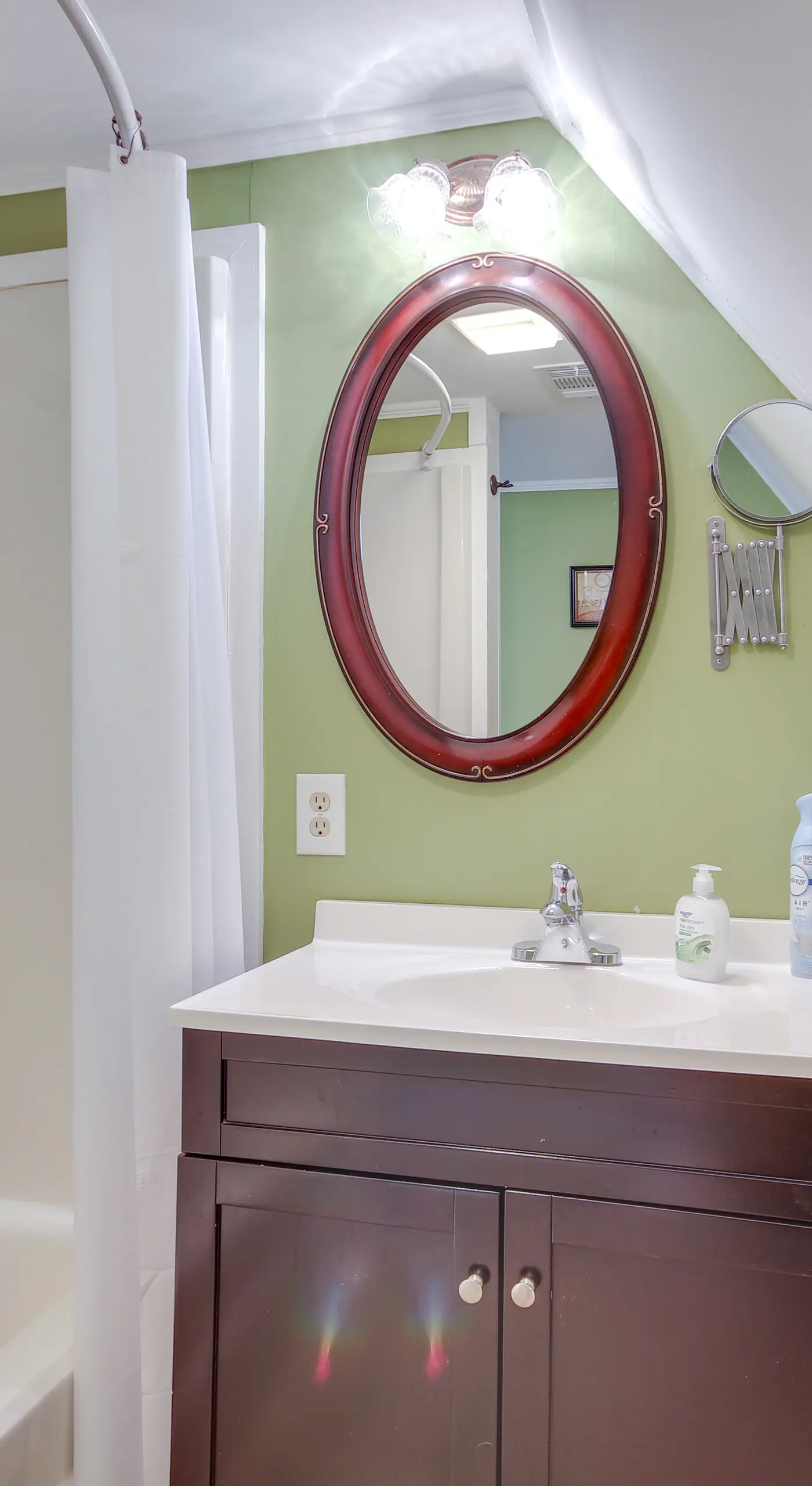 Aiken Apt w/ Garden-View Balcony: Half-Mi to Dtwn!