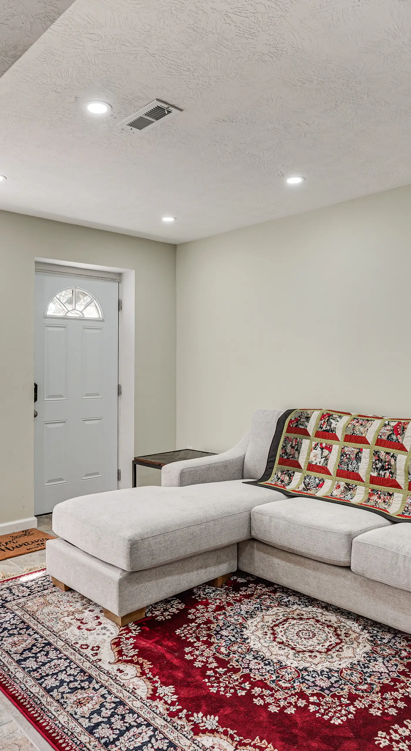 Near Bruce's Field, Downtown & Hospital! Cozy Unit